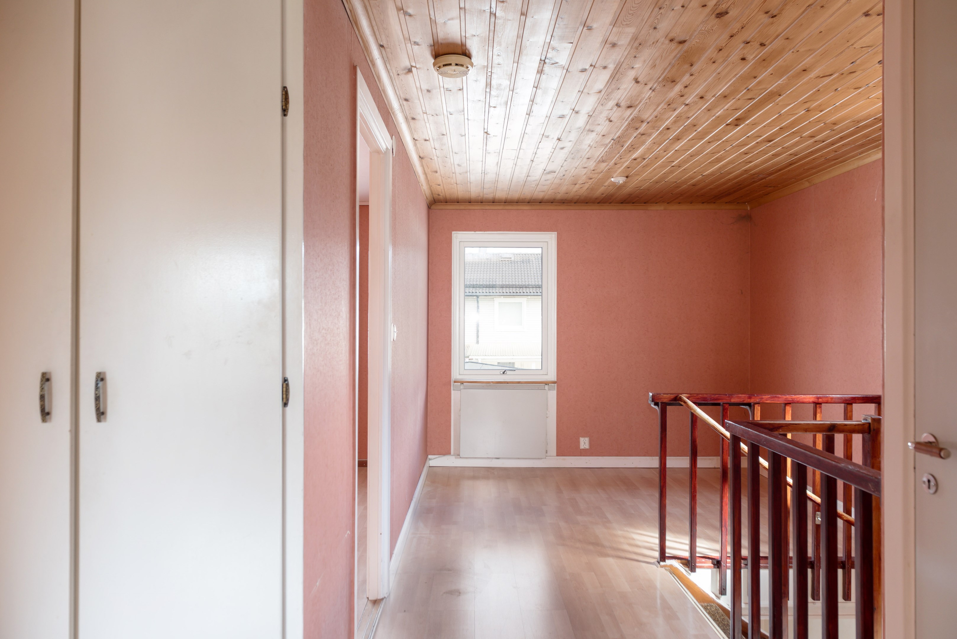 Hall öv