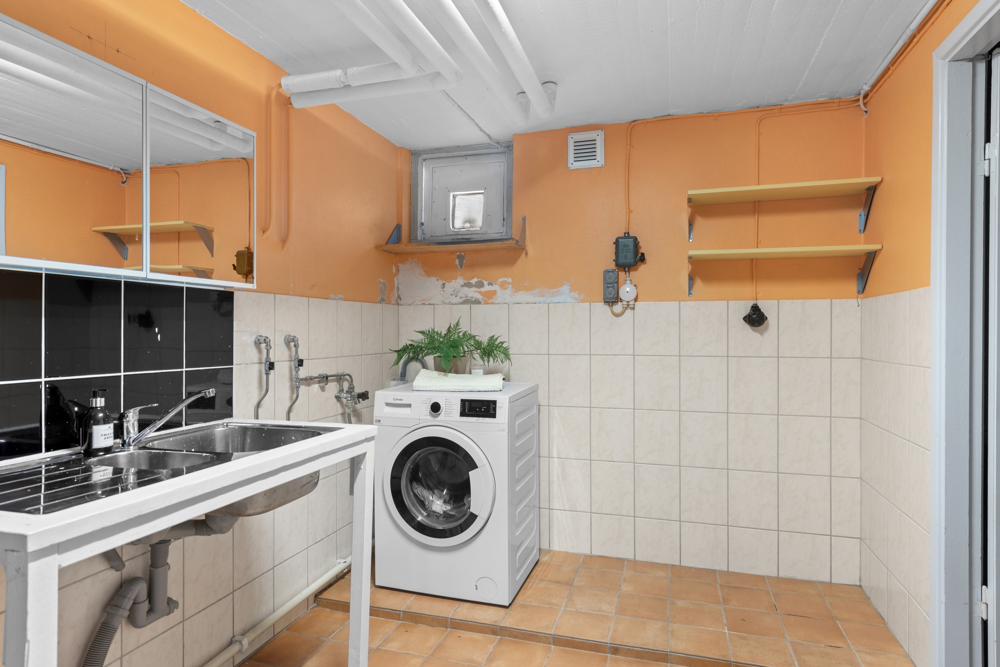 Tvättstuga i källaren