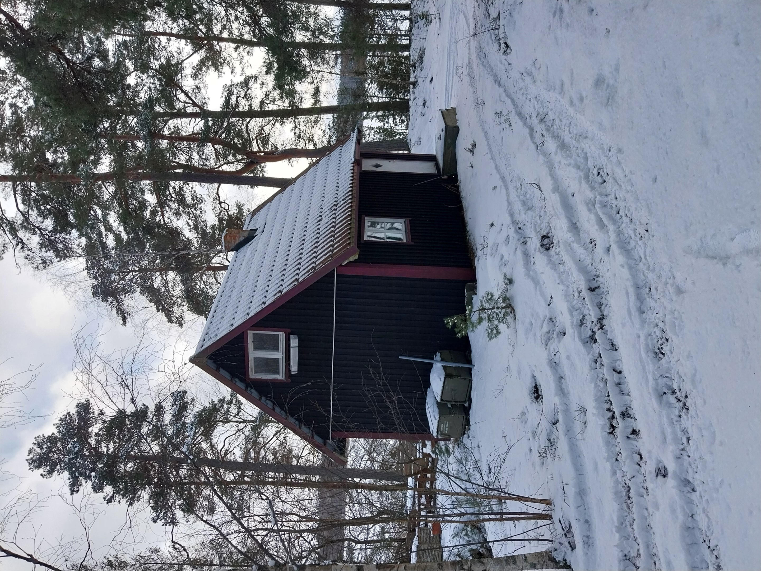 Sjöstuga/Jaktstuga vinterbild