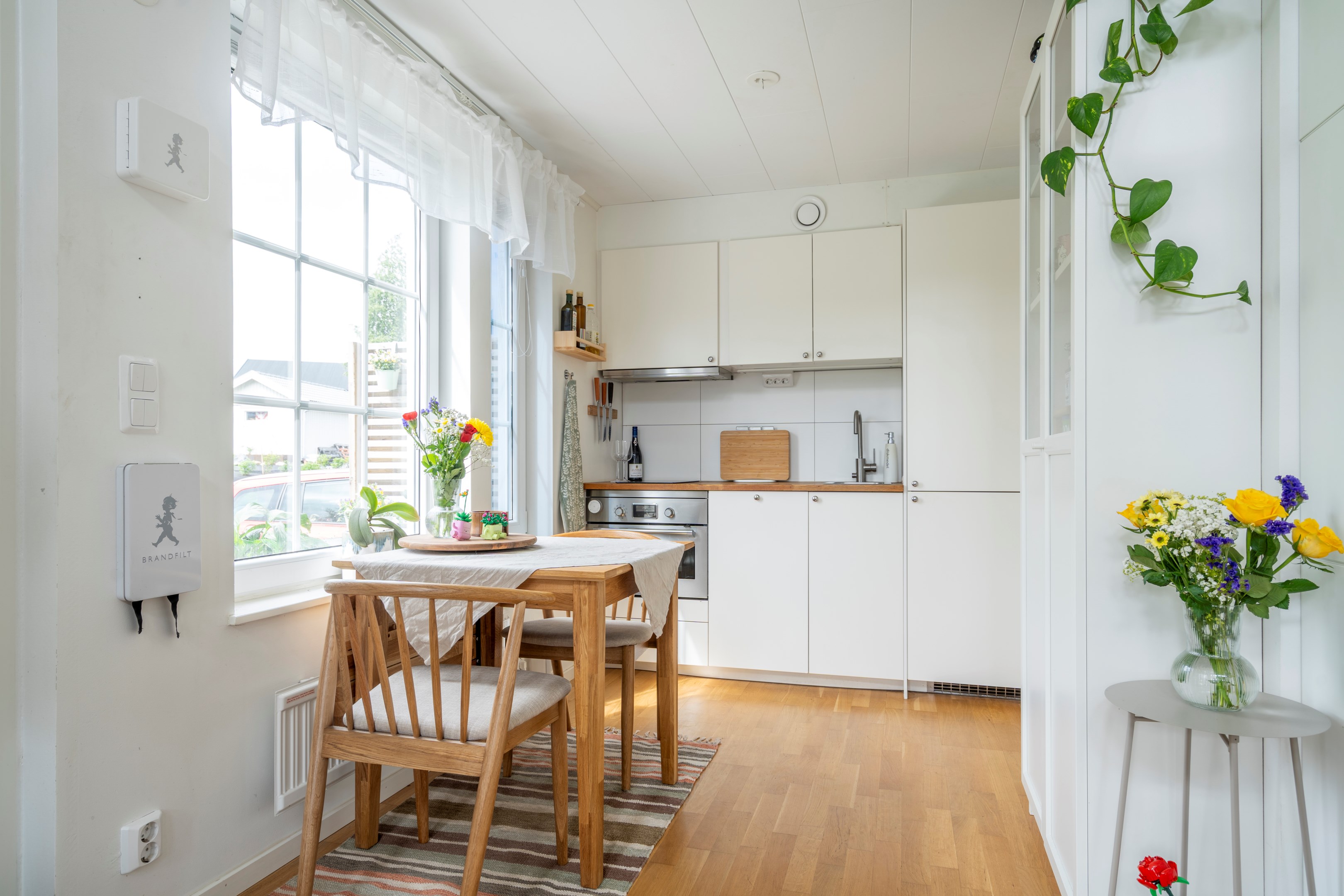 Matplats i anslutning till kök