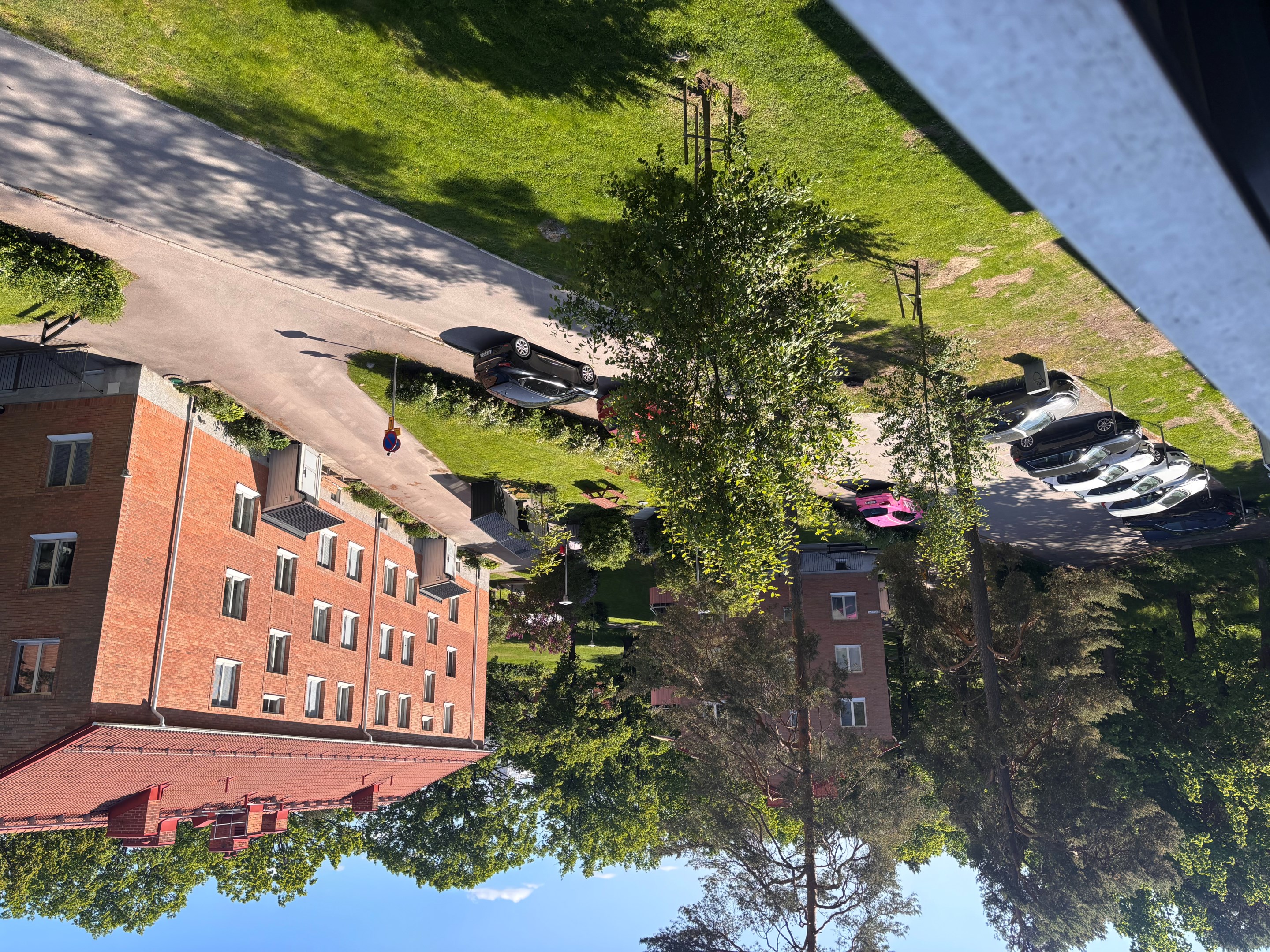 Utsikt från solig balkong