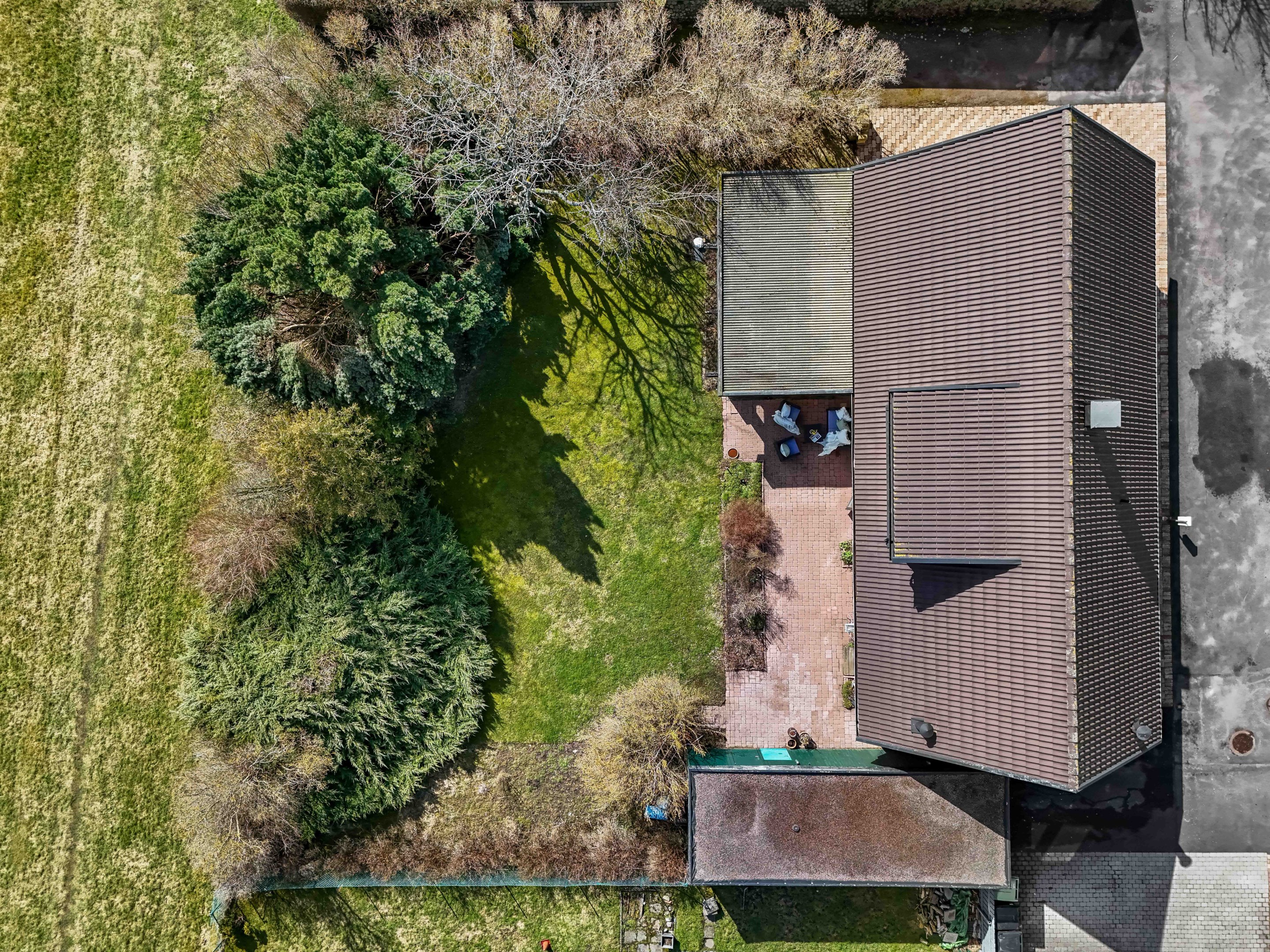 Trevlig tomt som vetter mot grönområde