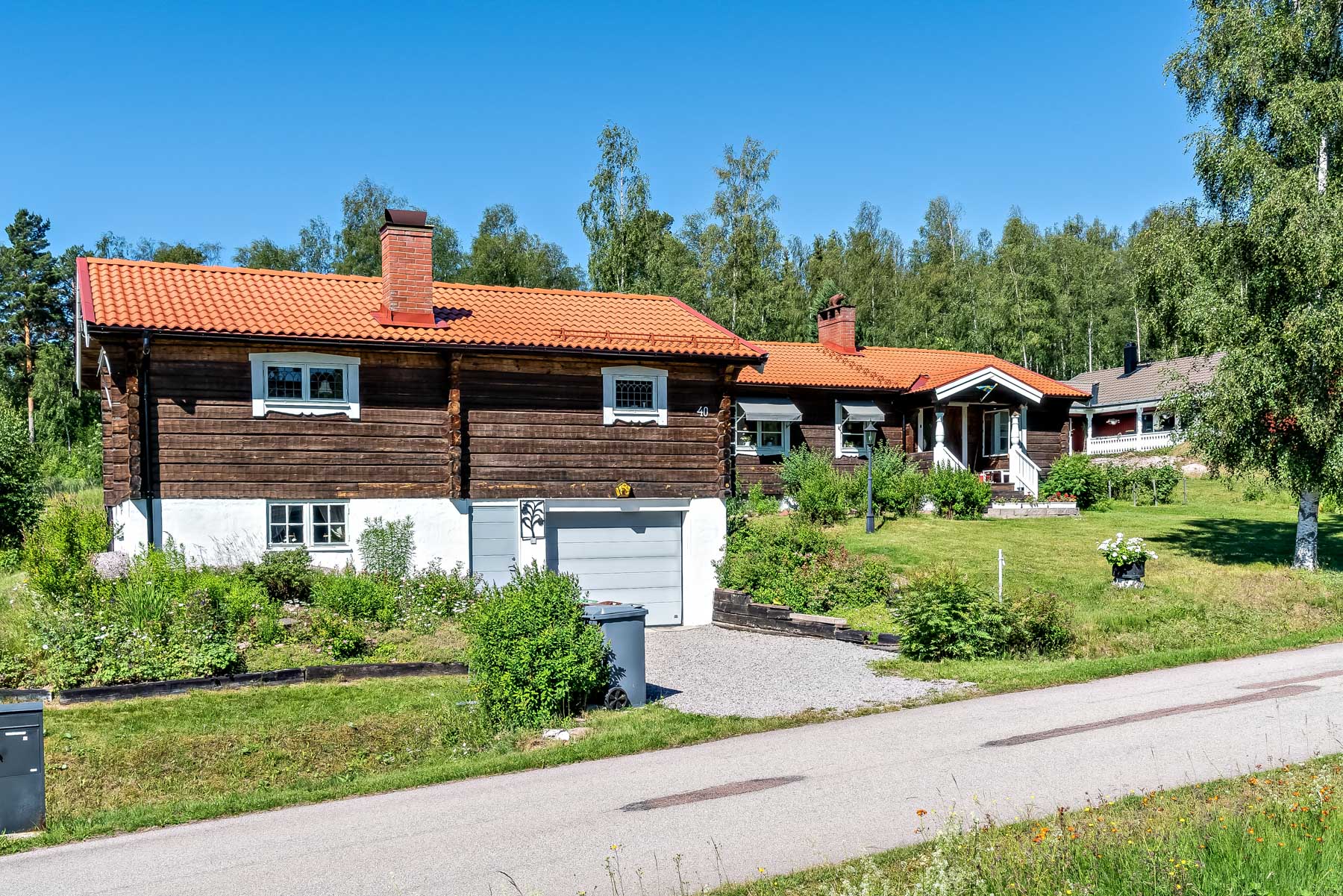 Garage mm i gäststuga