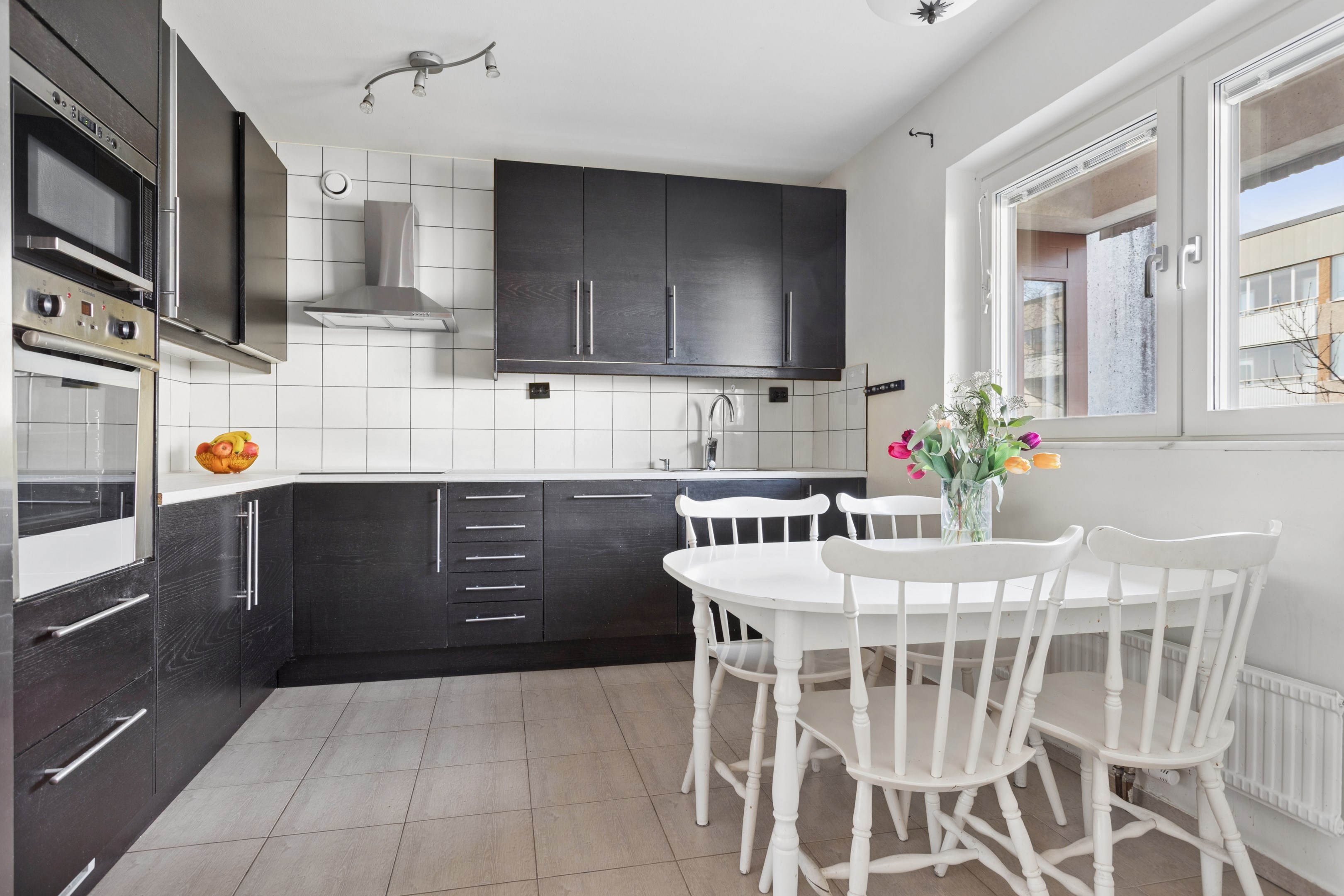 Exempelbild på hur det kan se ut om man byter kakel