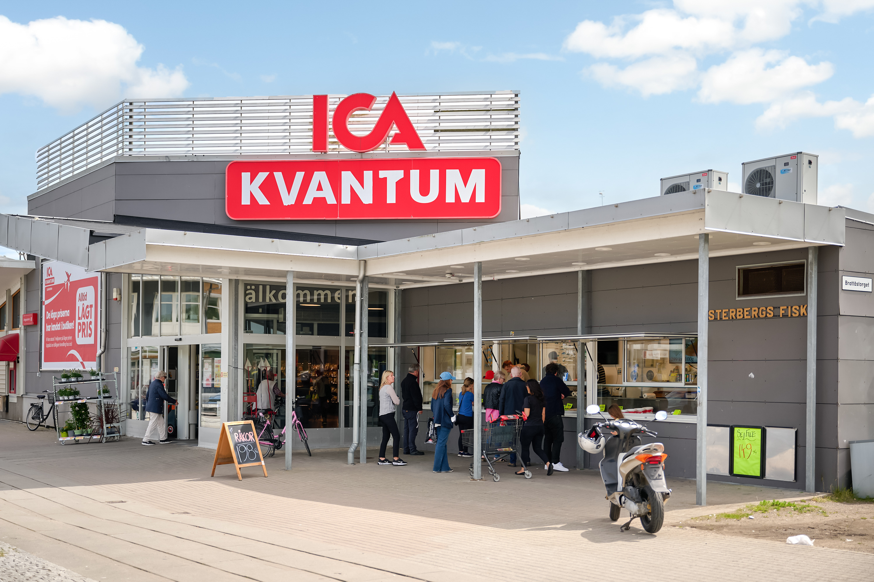 Prisbelönt ICA affär och fiskaffär