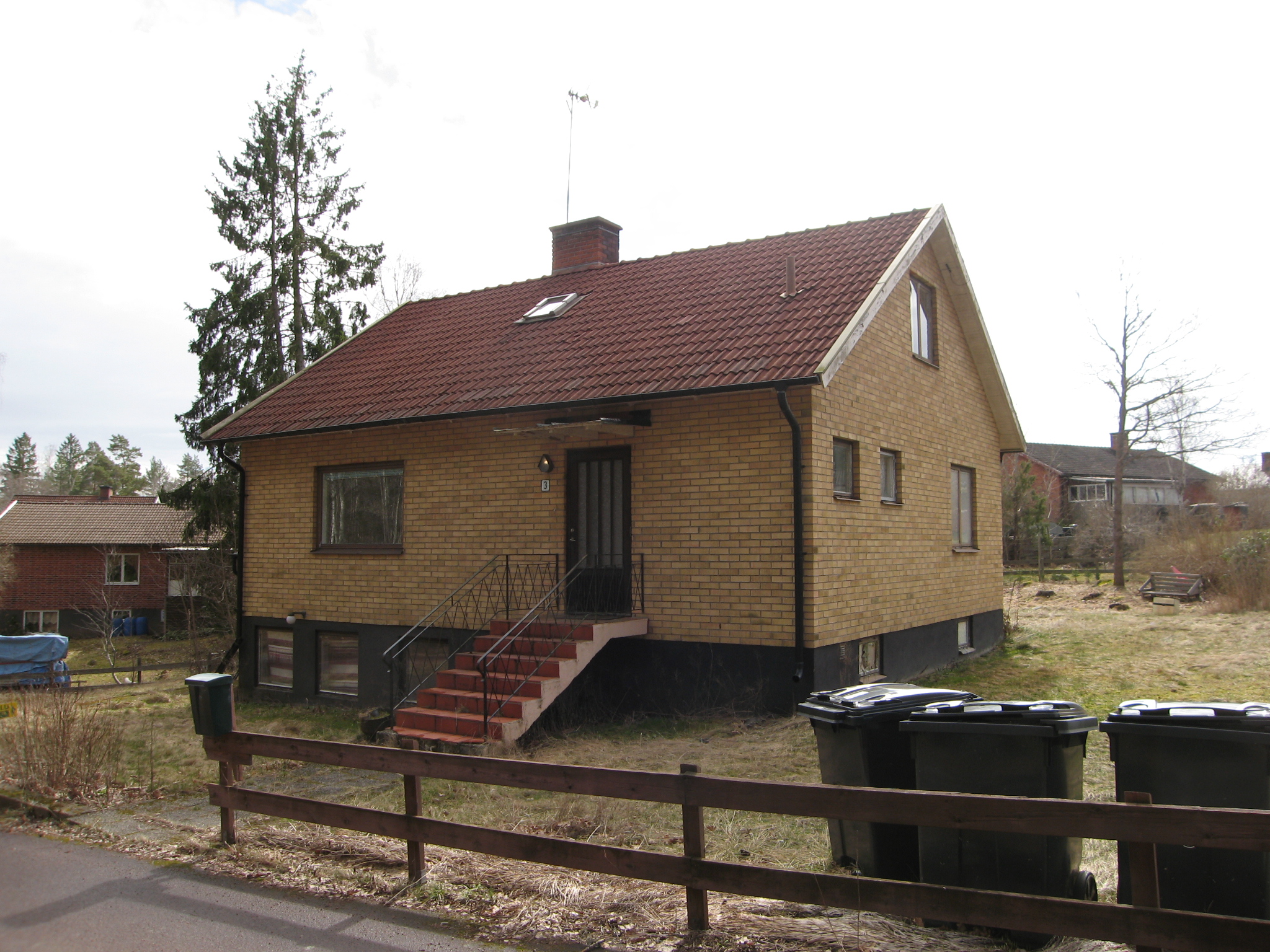 Framsida frrån väg