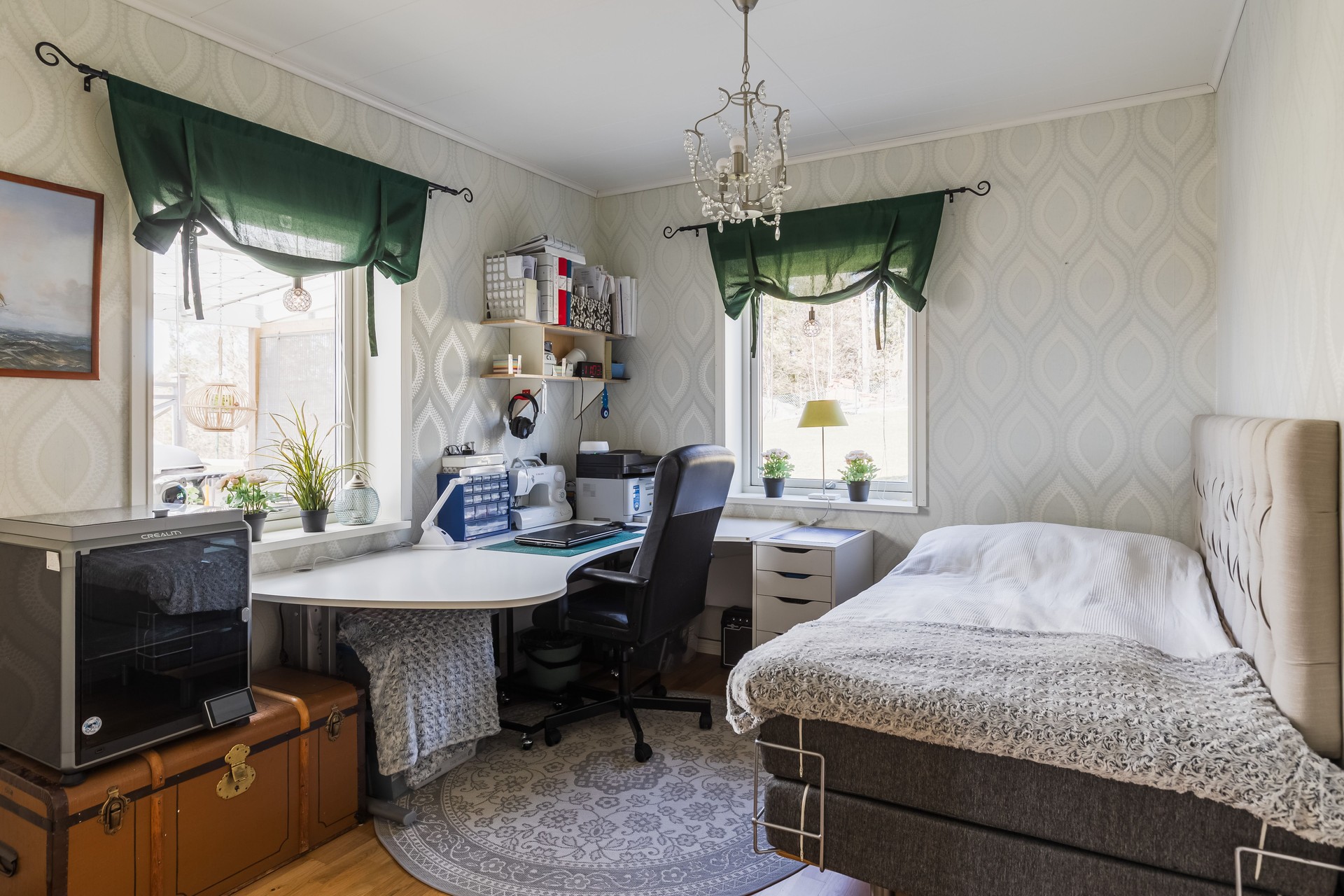 Ett ytterligare sovrum med fint ljusinsläpp