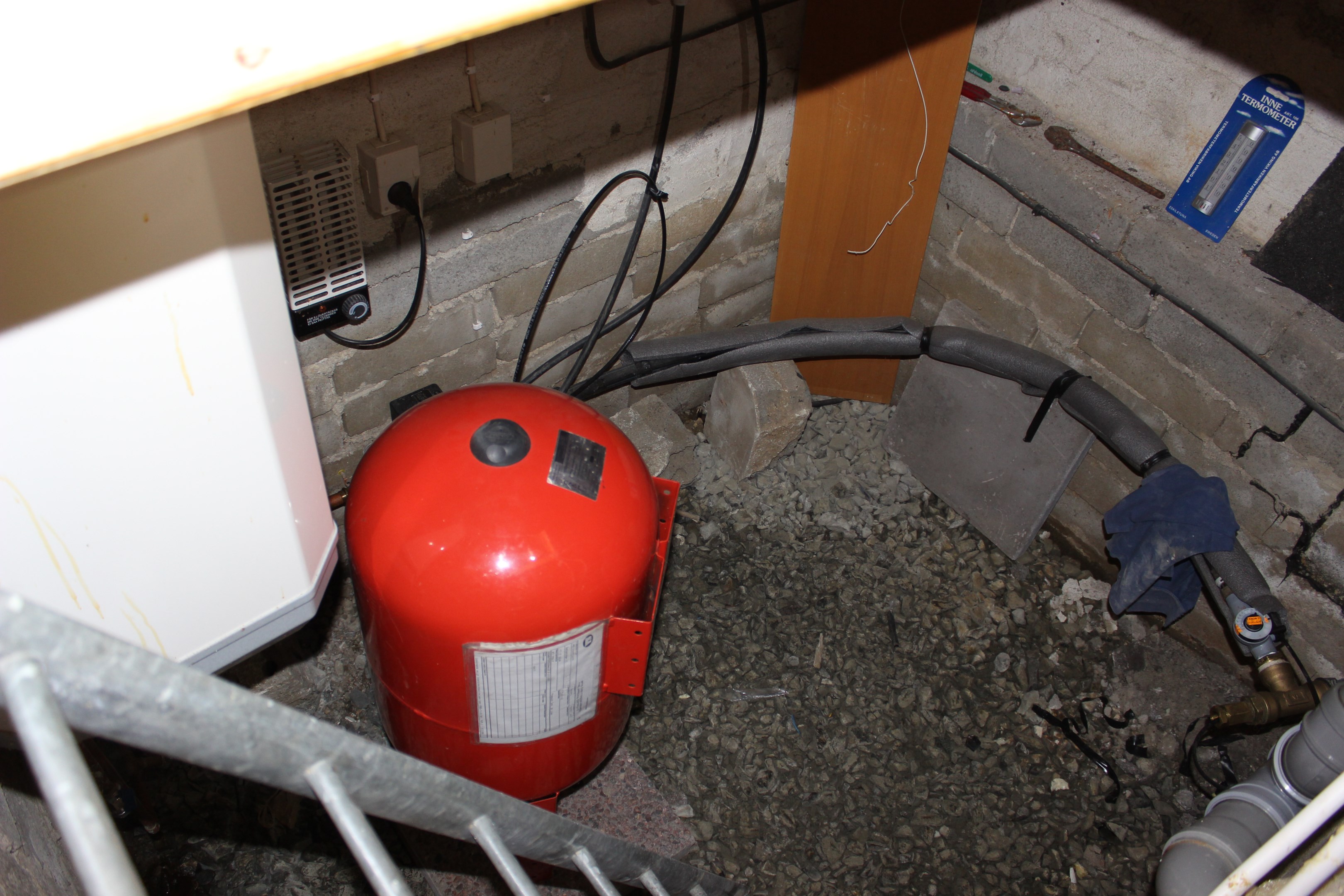 Liten källardel, vvb