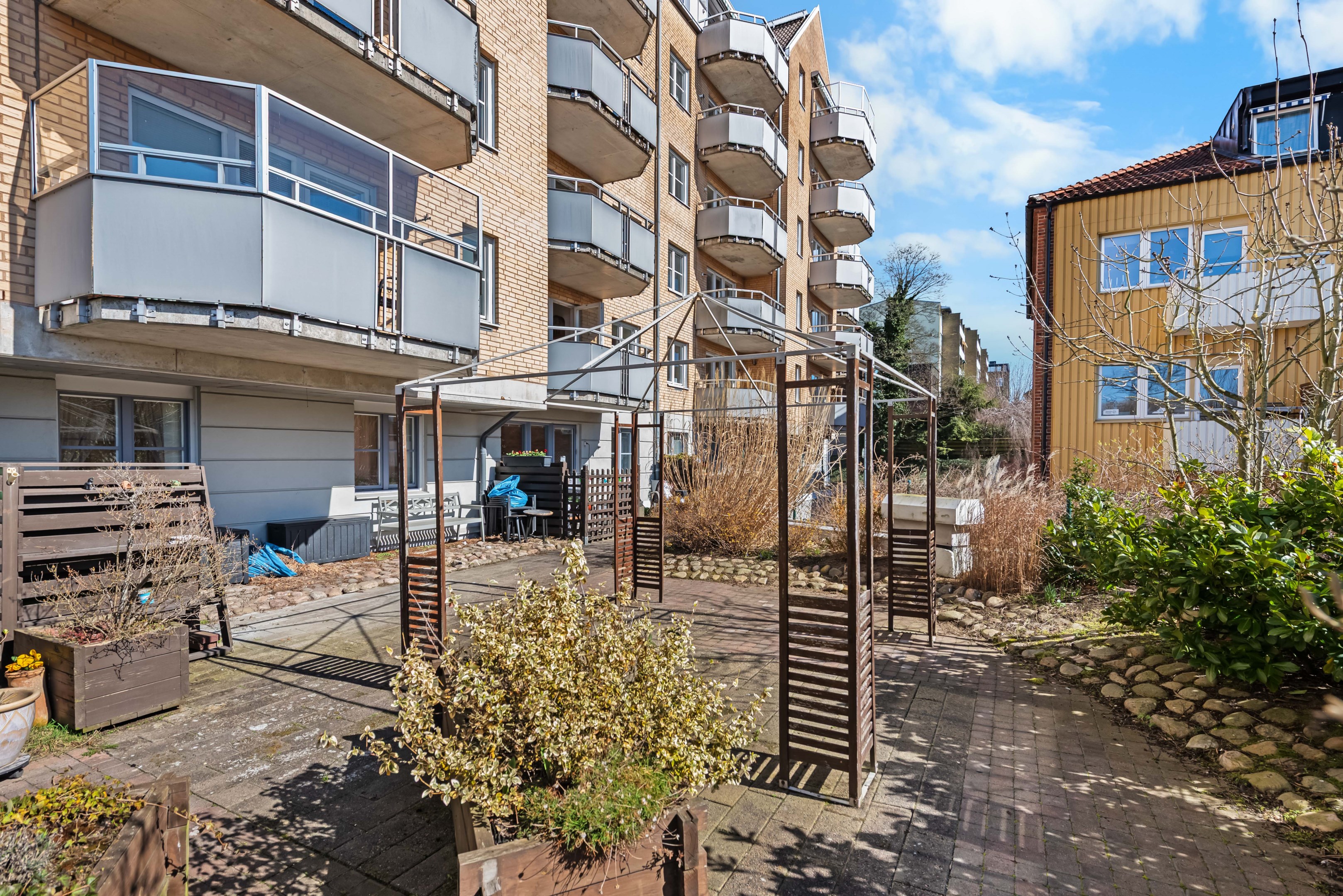 Trevlig innergård med möjlighet att grilla