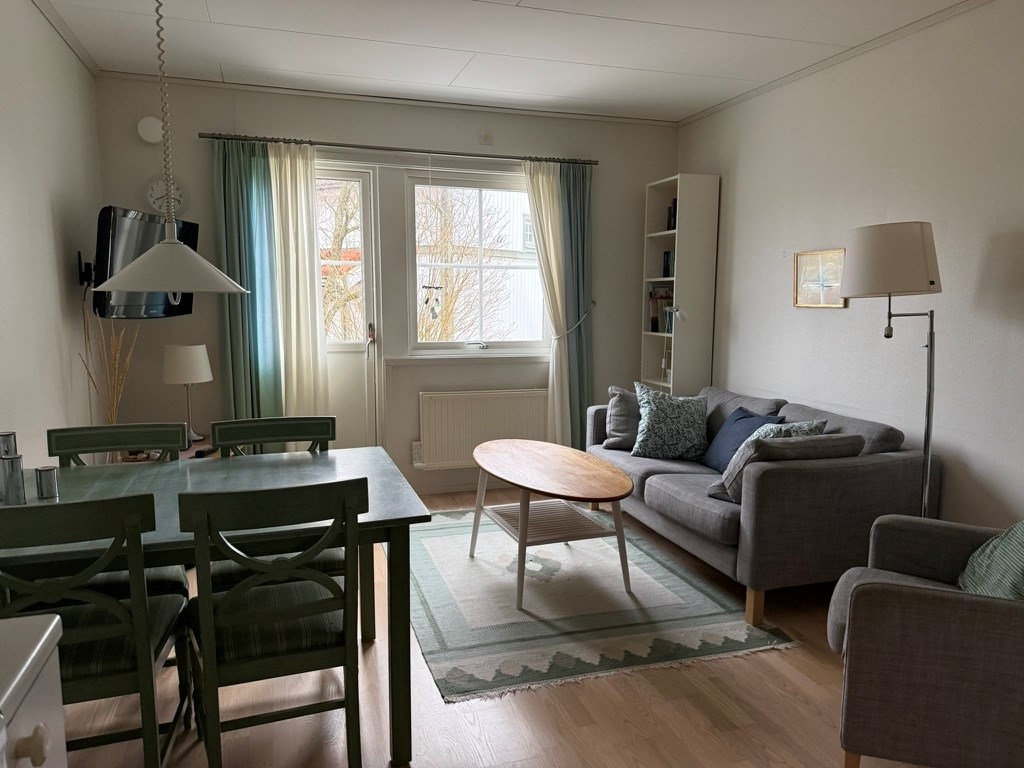 Allrum , typisk interiörbild från liknande lgh