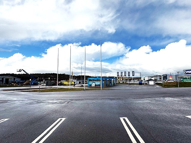 Områdesbild från parkeringen