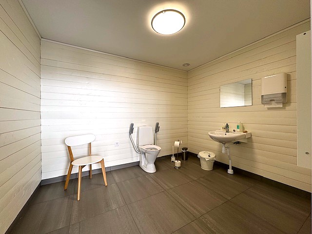 Kundtoalett handikappanpassad