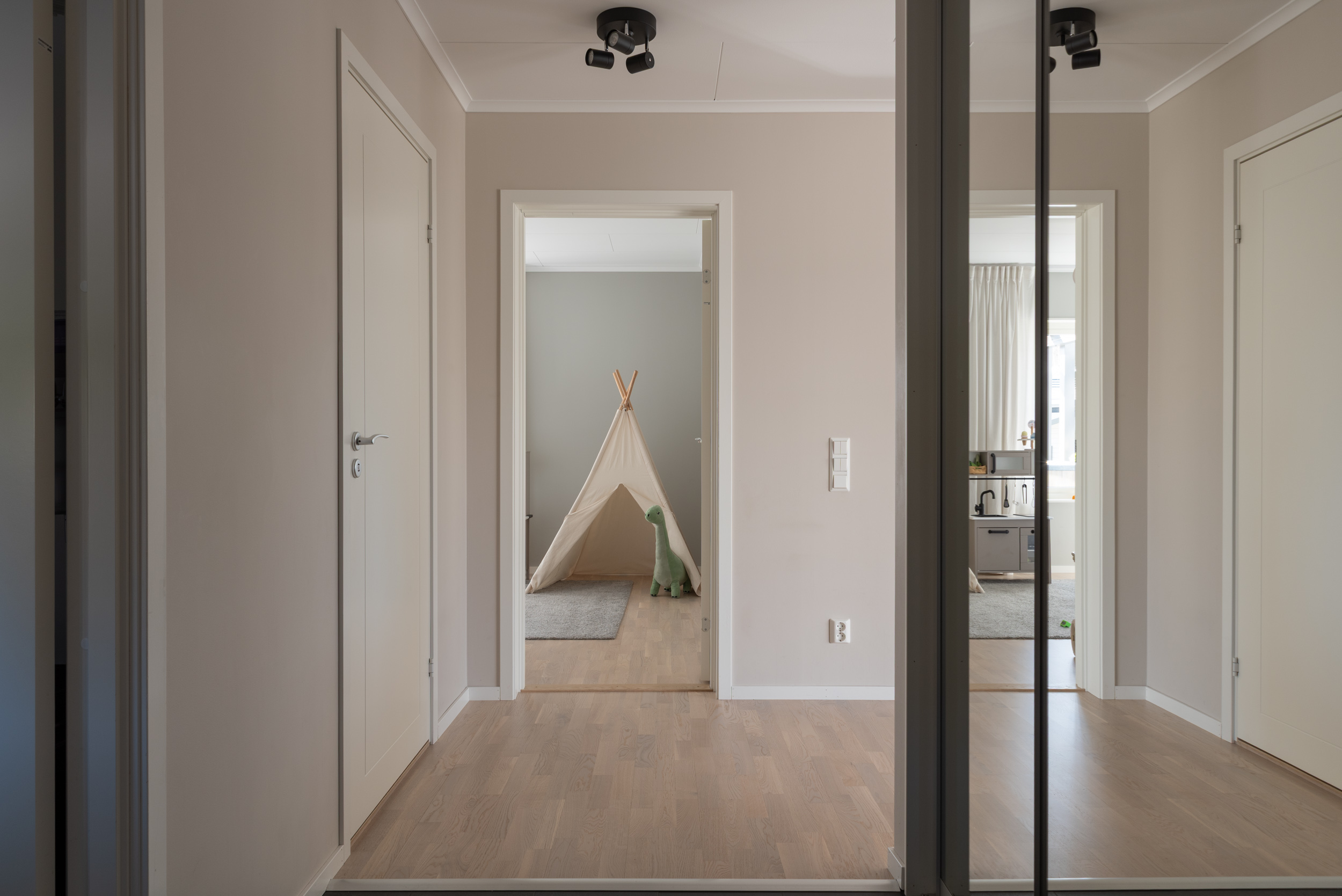 Bostadsbild från Gotö långgata 79, Såld i Barkarö, Västerås