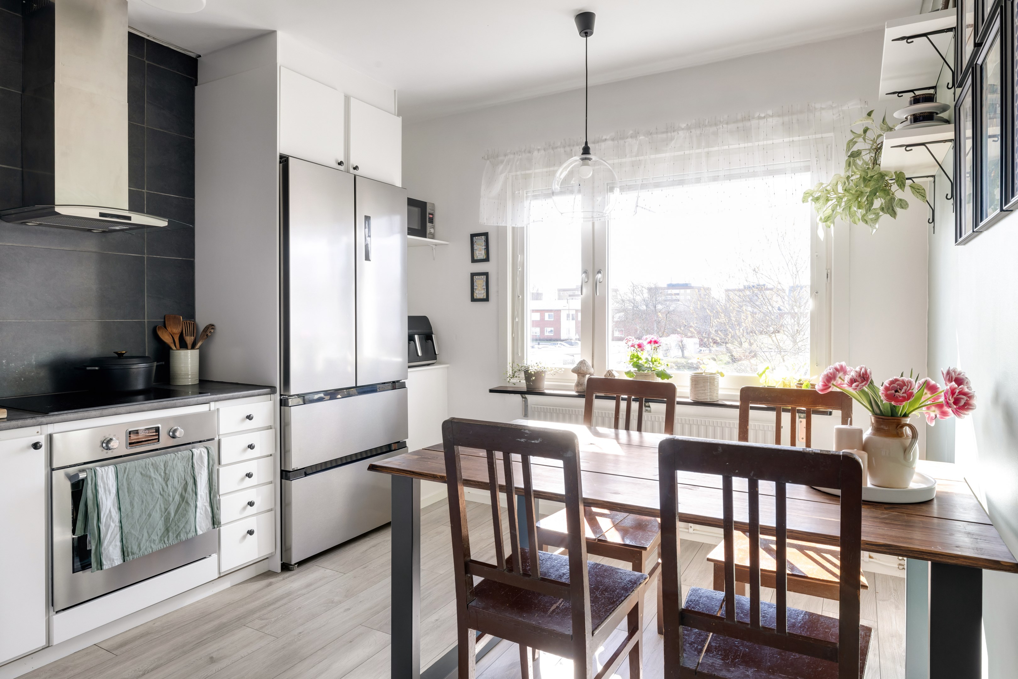 Bostadsbild från Kummingatan 45B, Såld i Årsta, Uppsala