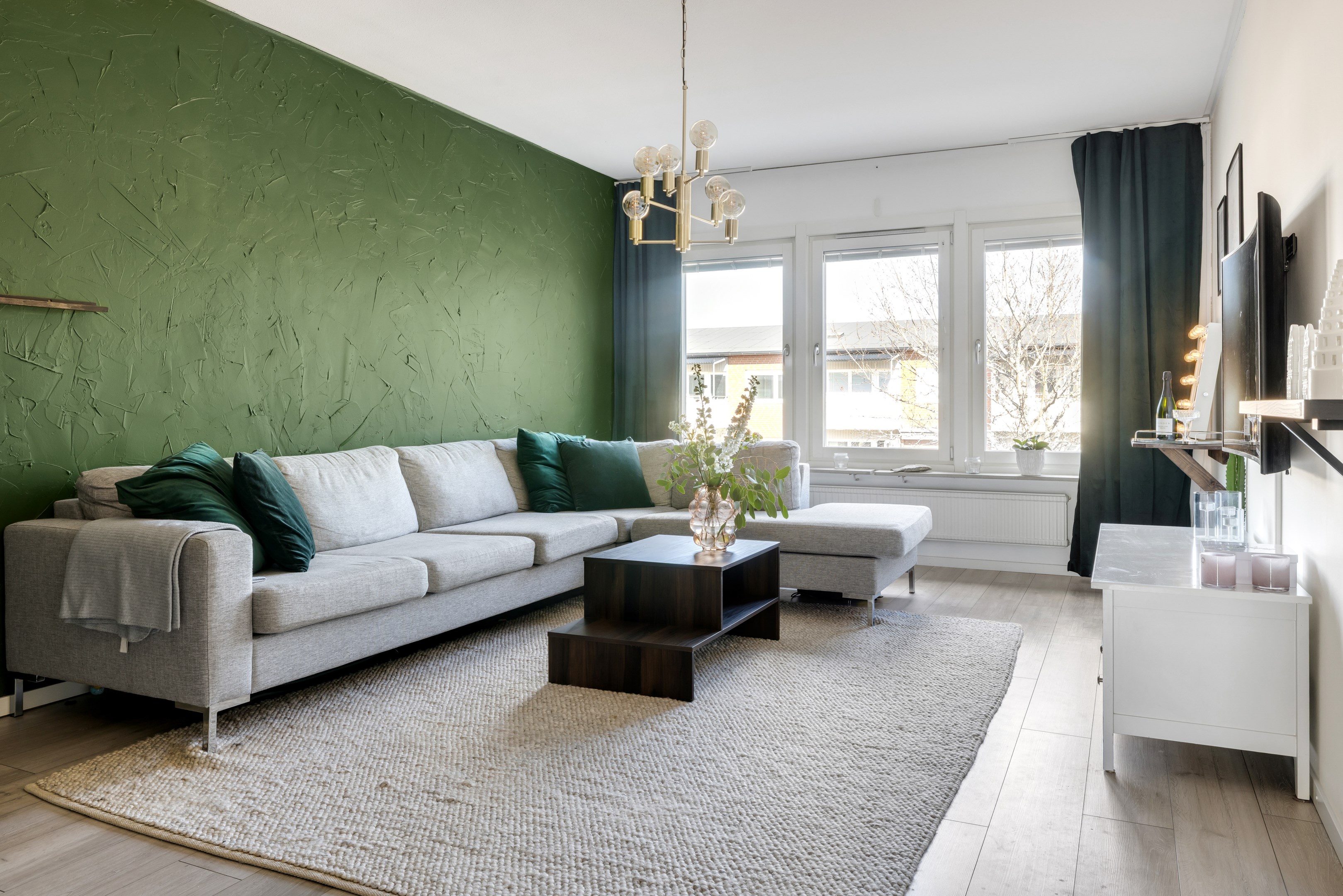 Bostadsbild från Kummingatan 45B, Såld i Årsta, Uppsala