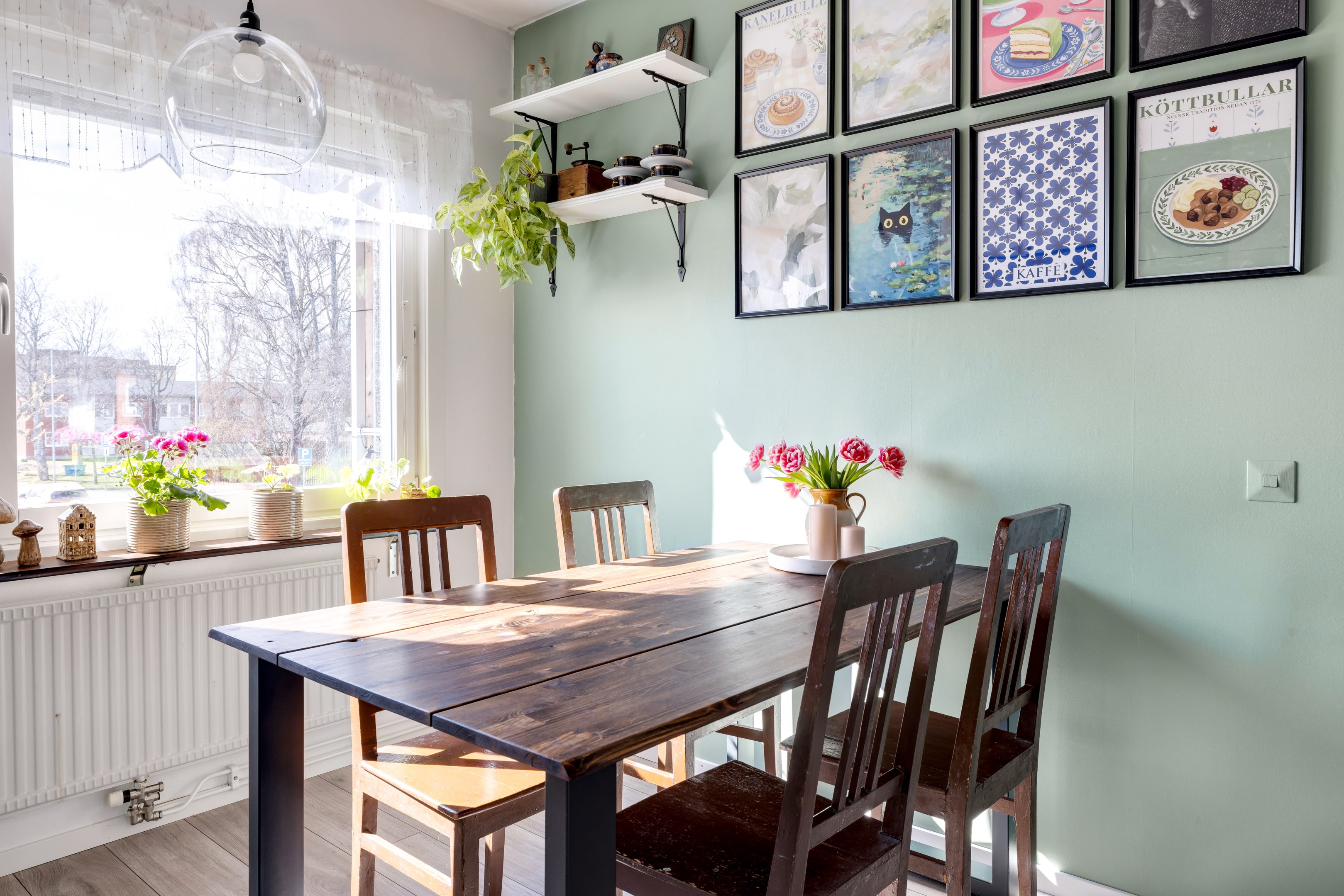 Bostadsbild från Kummingatan 45B, Såld i Årsta, Uppsala