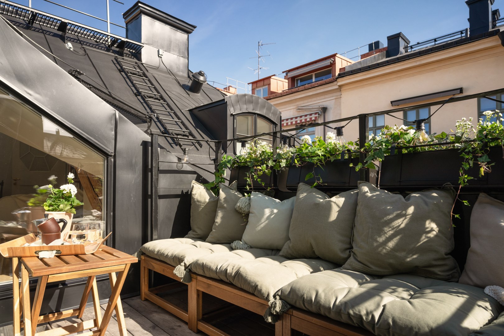 Döbelnsgatan 31A - Vindsetage med terrass & balkong