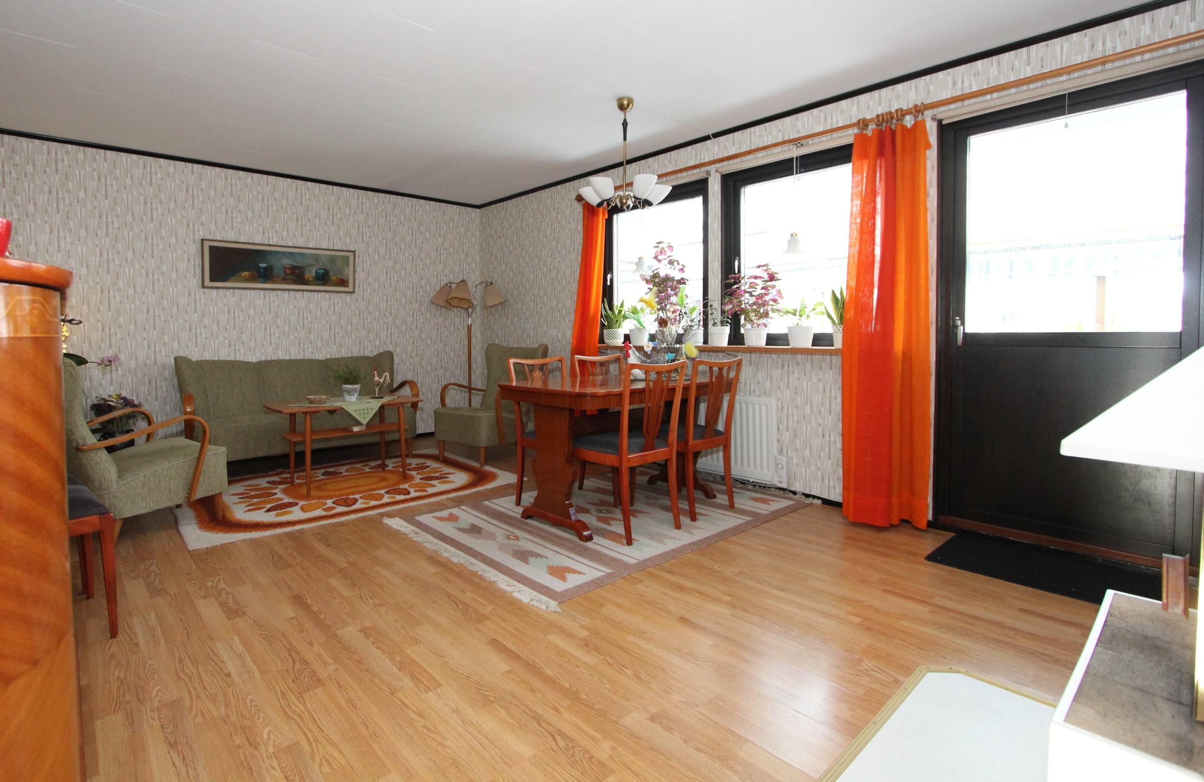 Rakt fram ligger vardagsrummet