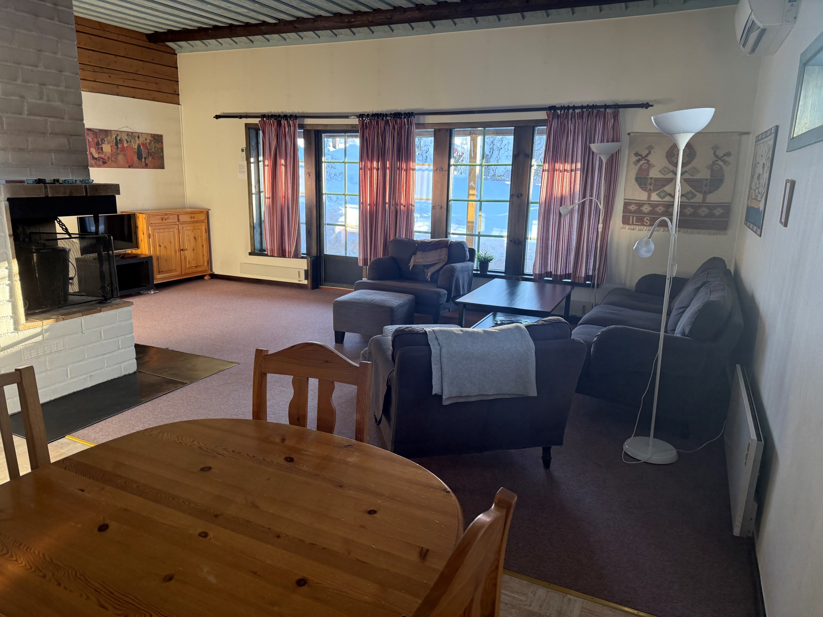 Exempelbild från liknande hus i Brf Skogsfåglarna.