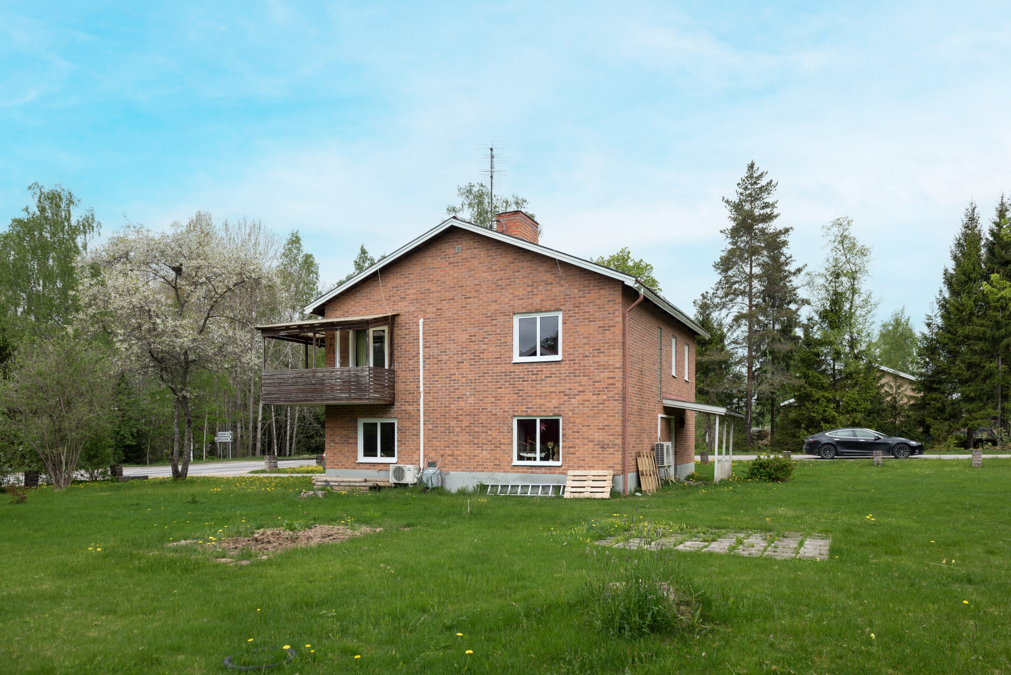 Hedemoravägen 70