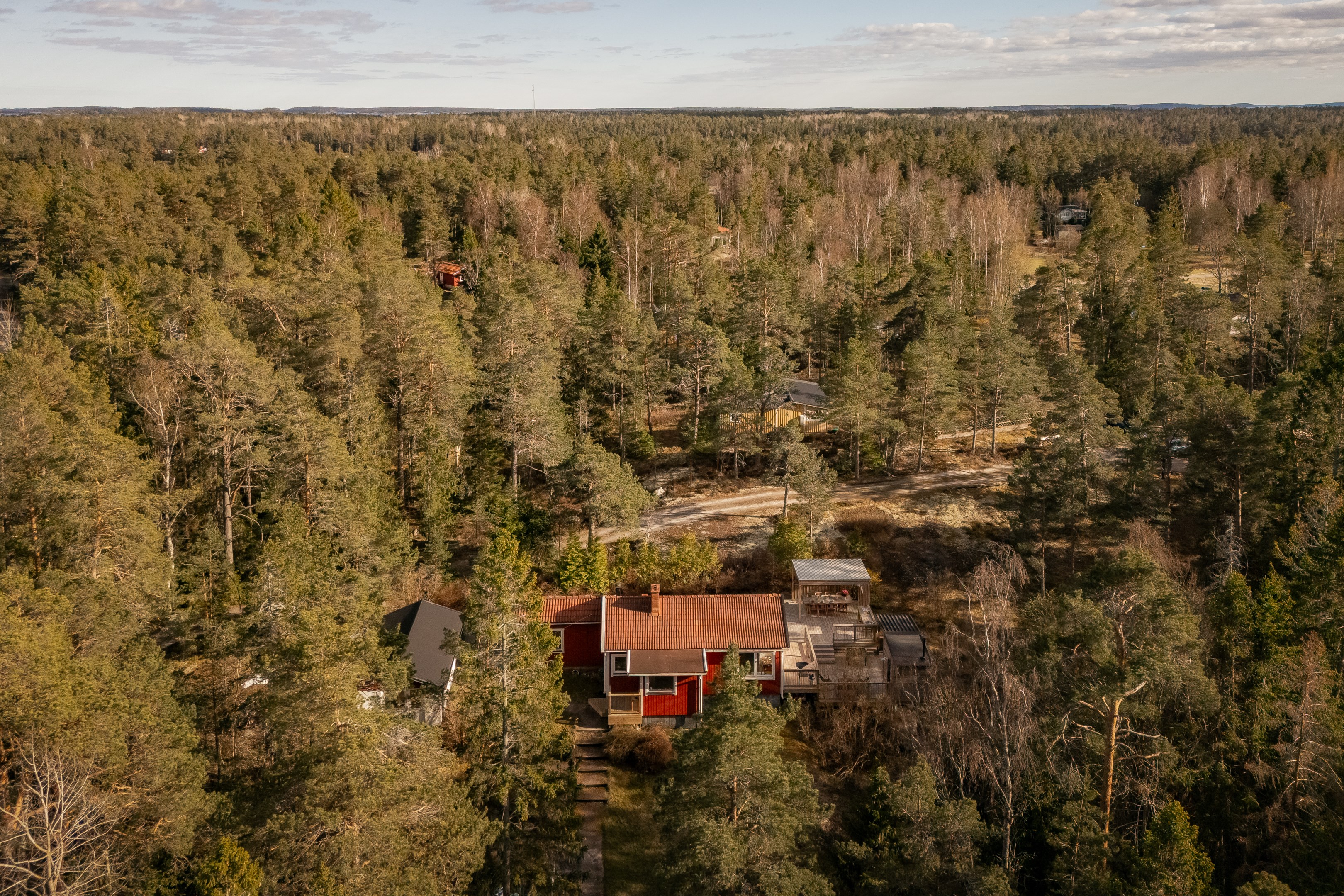 Bostadsbild från Tavastbodavägen 14, Till salu i Hässelmara, Värmdö