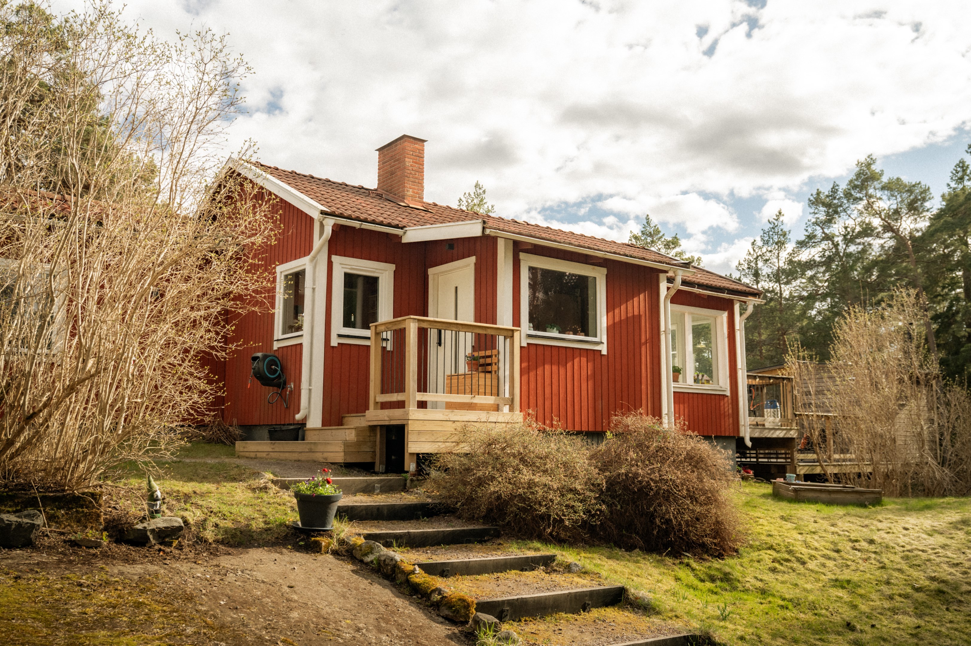 Bostadsbild från Tavastbodavägen 14, Till salu i Hässelmara, Värmdö