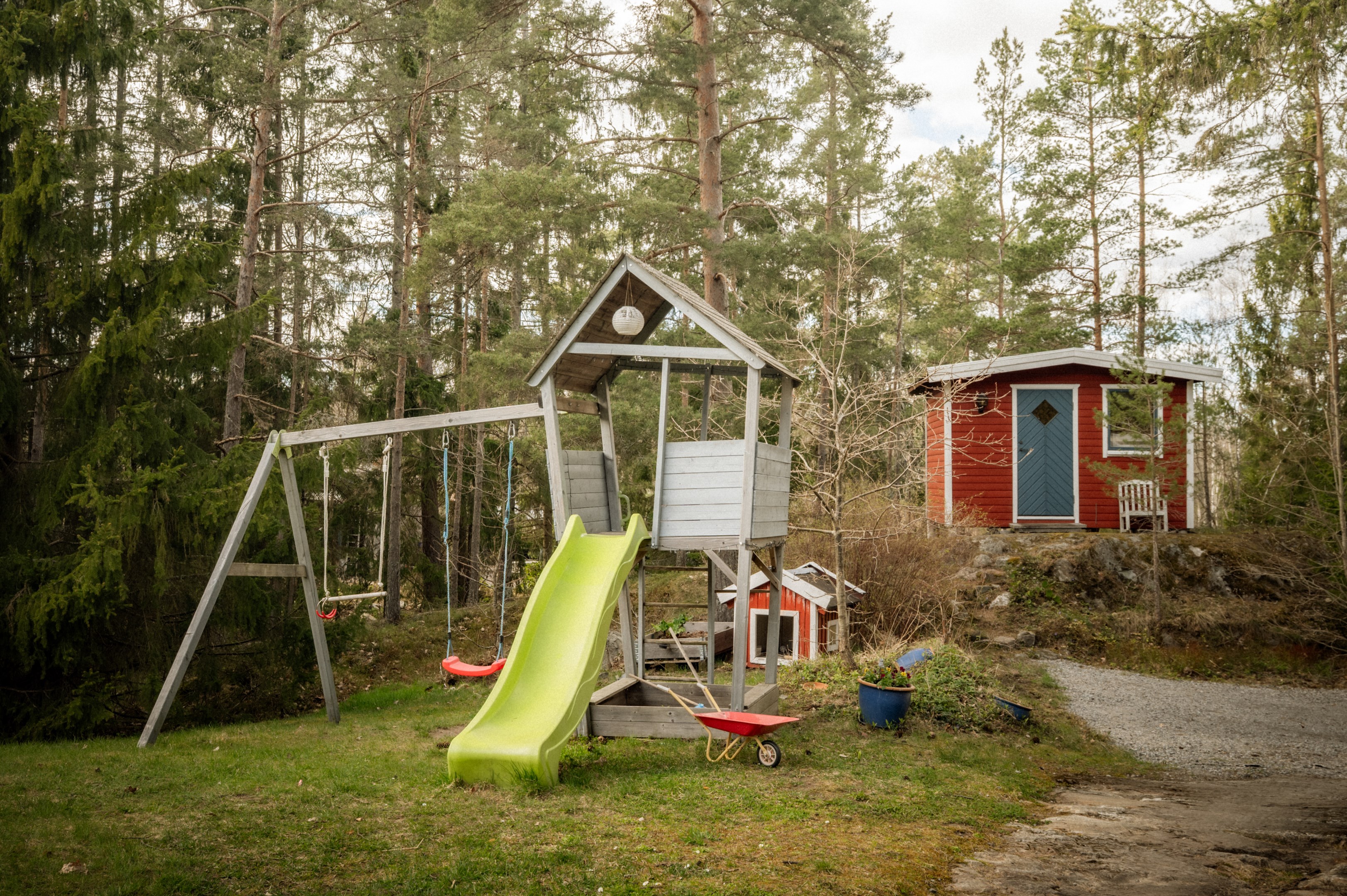 Bostadsbild från Tavastbodavägen 14, Till salu i Hässelmara, Värmdö