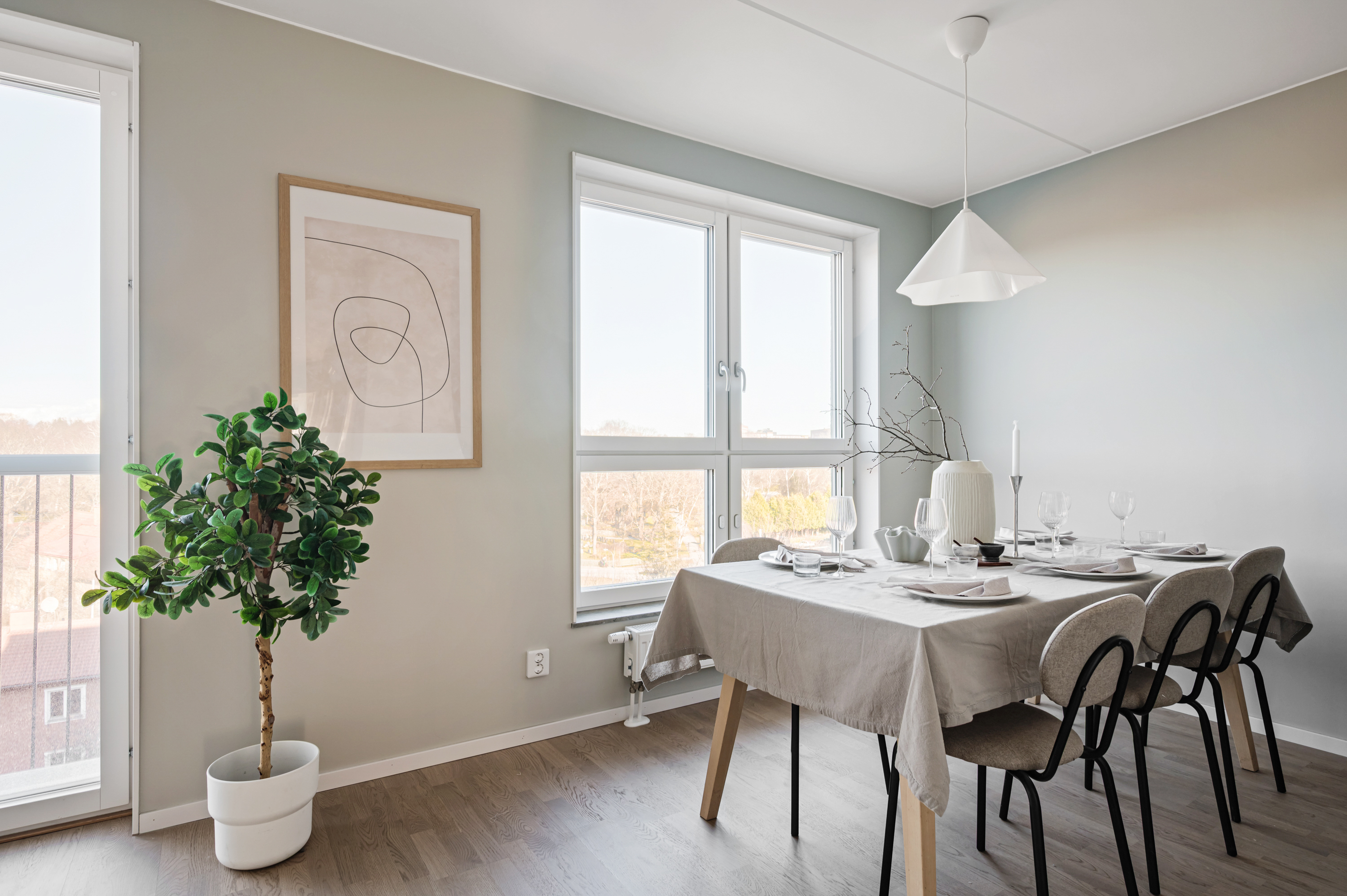 Bostadsbild från Solnavägen 15D, Såld i Solna - Karolinska, Solna