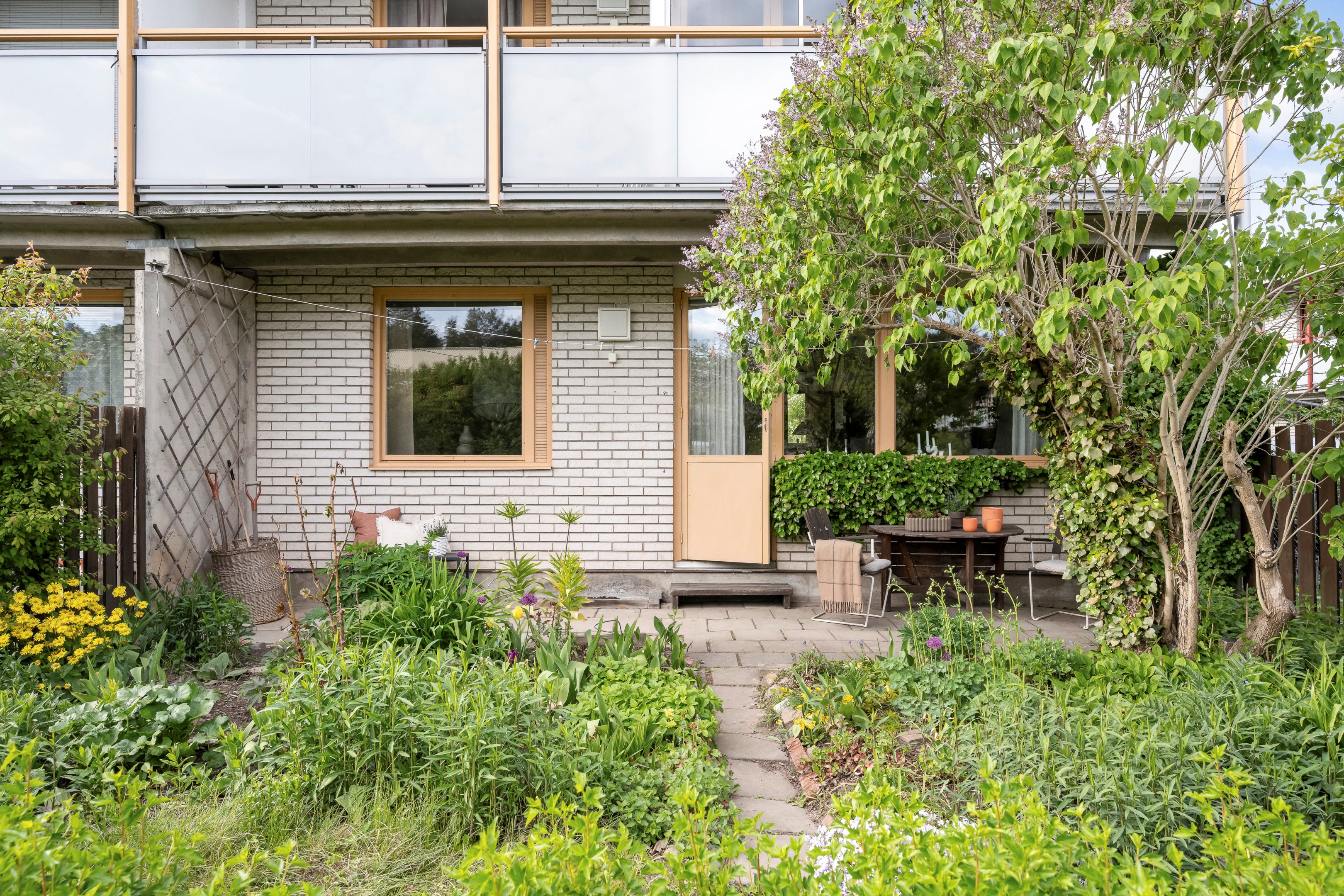 Bostadsbild från Karin Boyegatan 10A, Såld i Löten, Uppsala