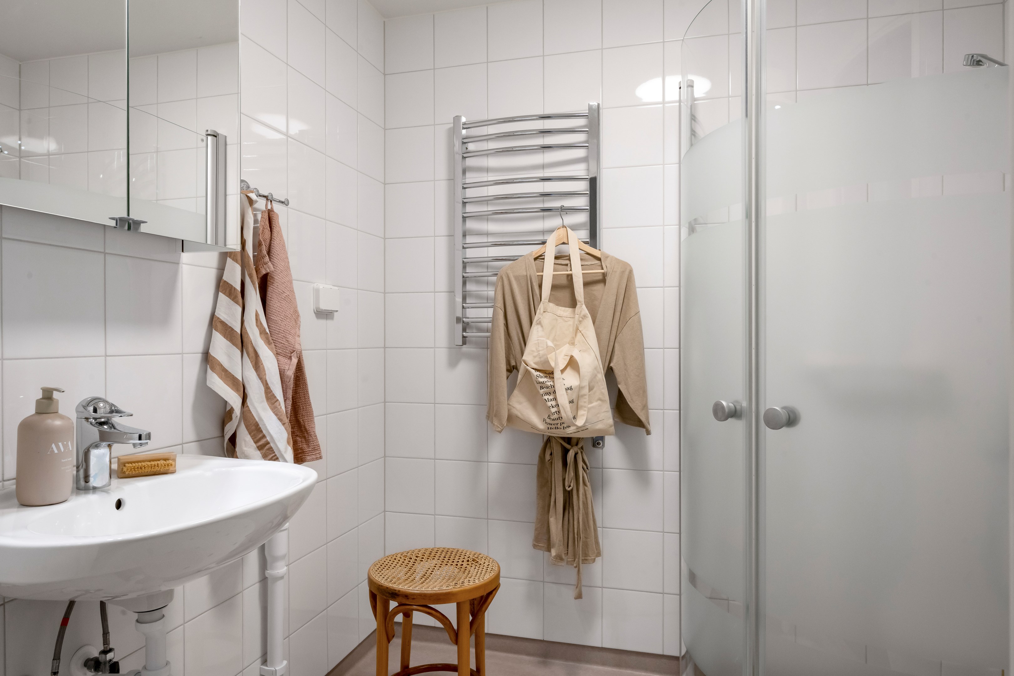 Bostadsbild från Karin Boyegatan 10A, Såld i Löten, Uppsala
