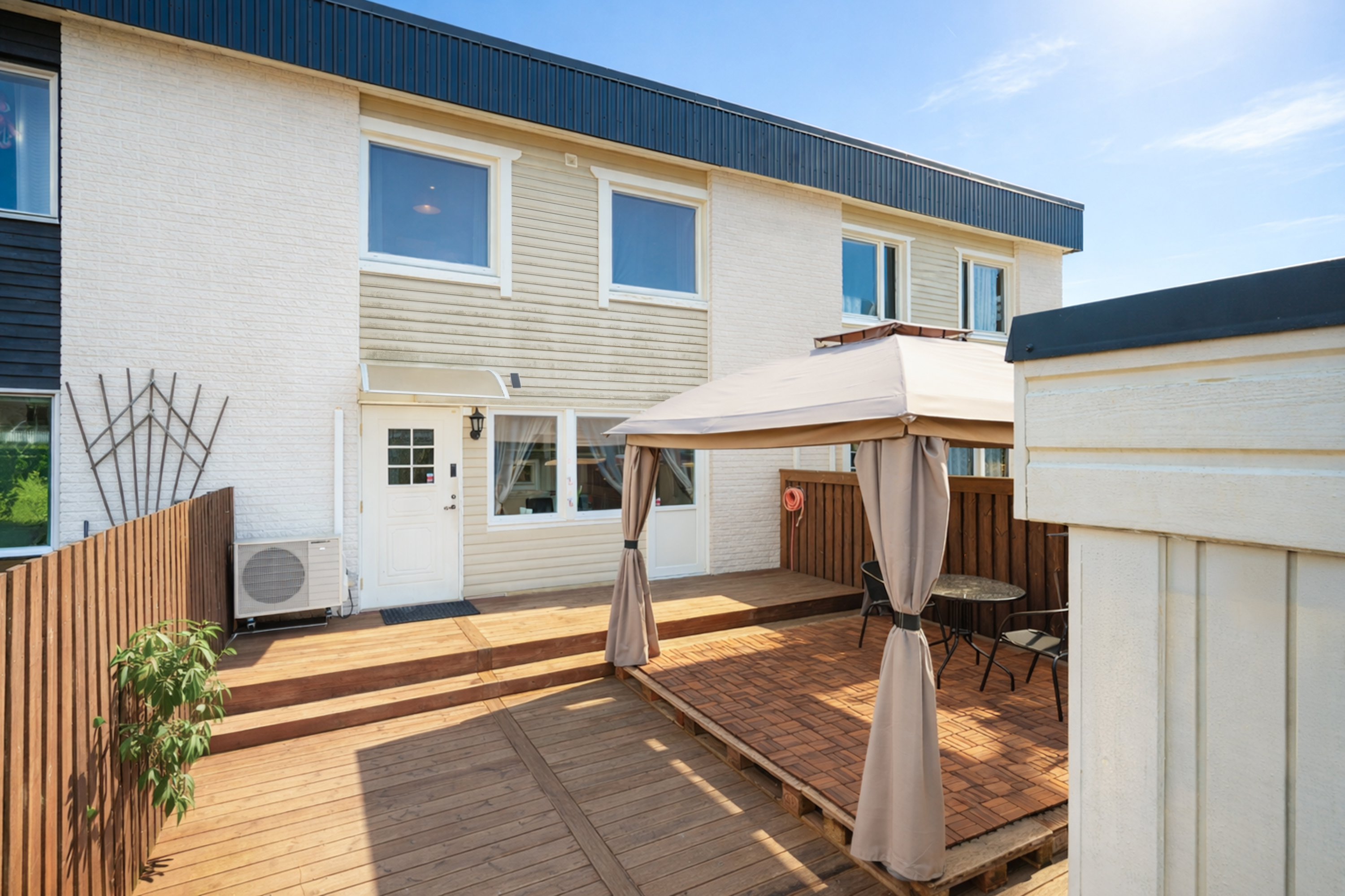 Bostadsbild från Rumbastigen 32, Till salu i Upplands-Bro, Upplands-Bro