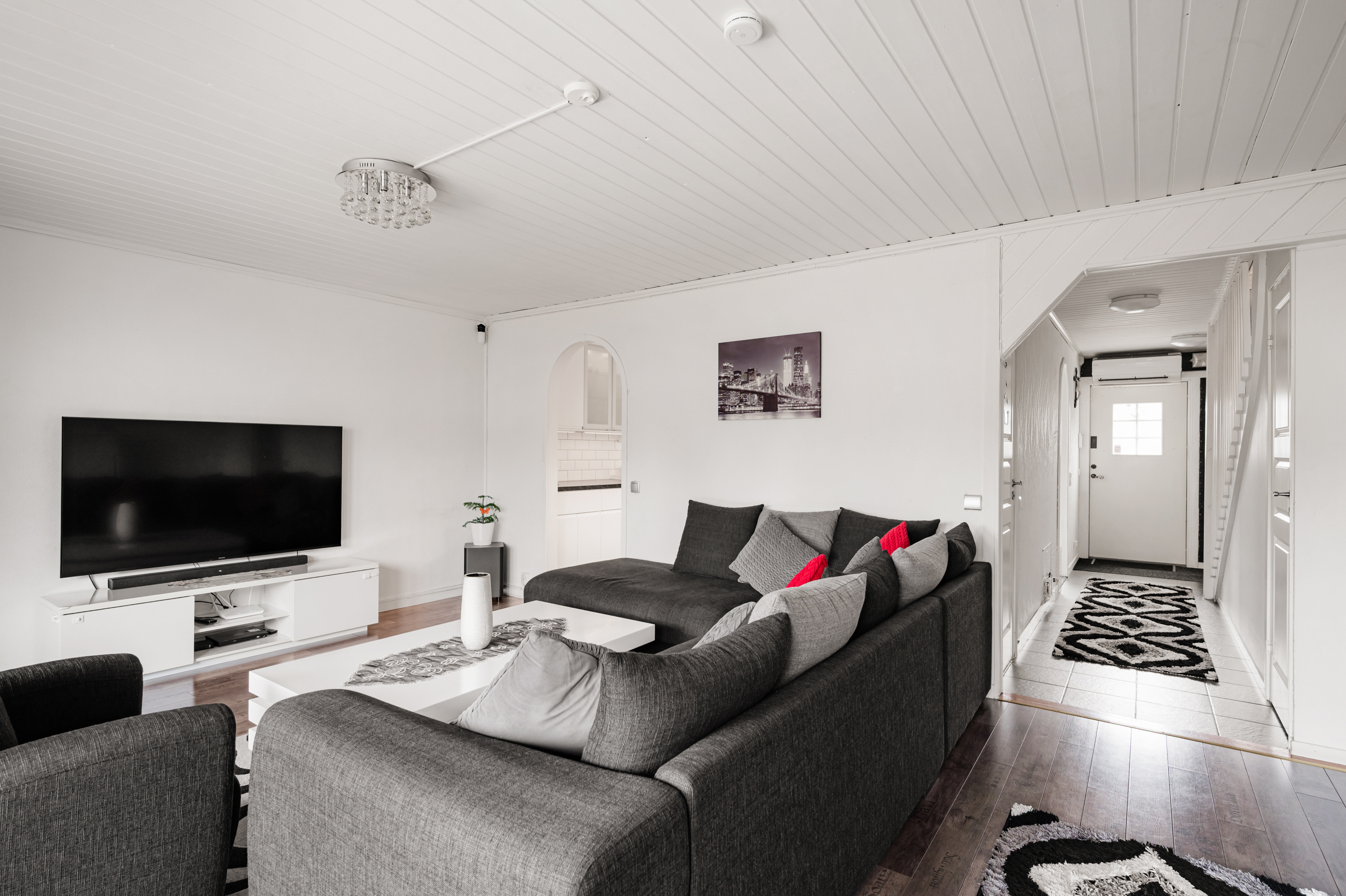 Bostadsbild från Rumbastigen 32, Till salu i Upplands-Bro, Upplands-Bro