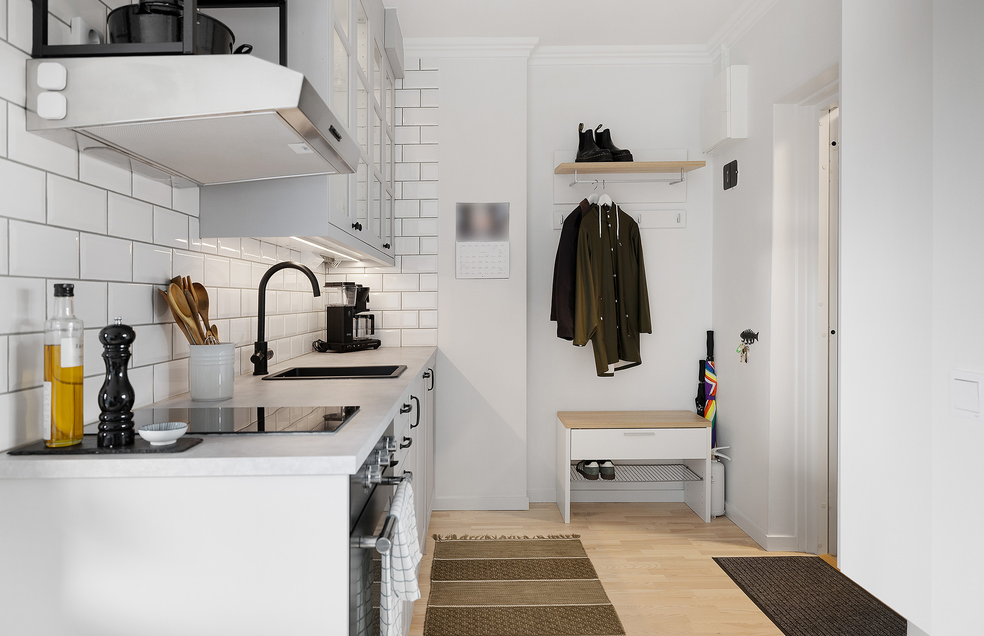Bostadsbild från Isjaktsgränd 31, Till salu i Västertorp, Stockholm