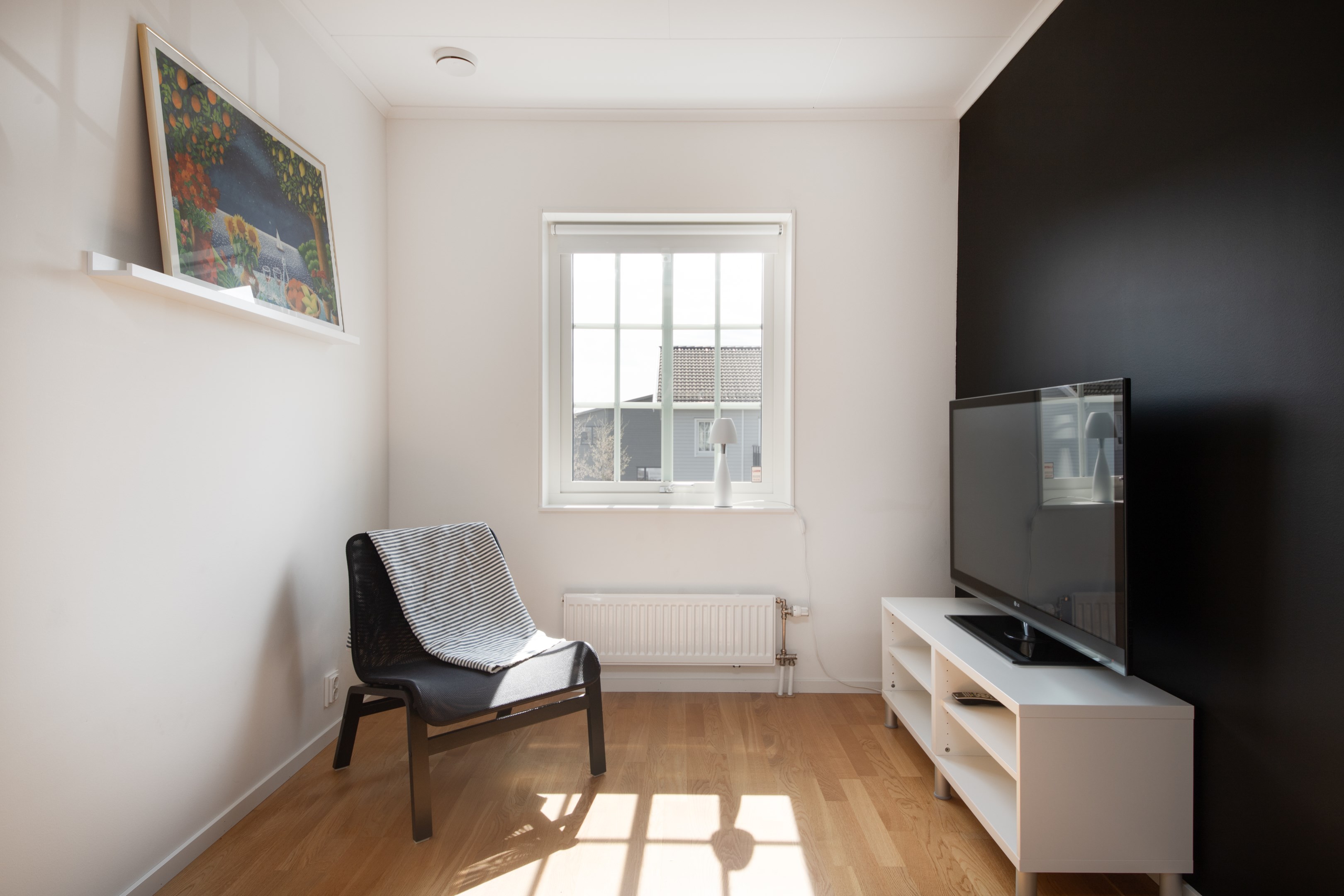 Sovrum 4 med fondvägg