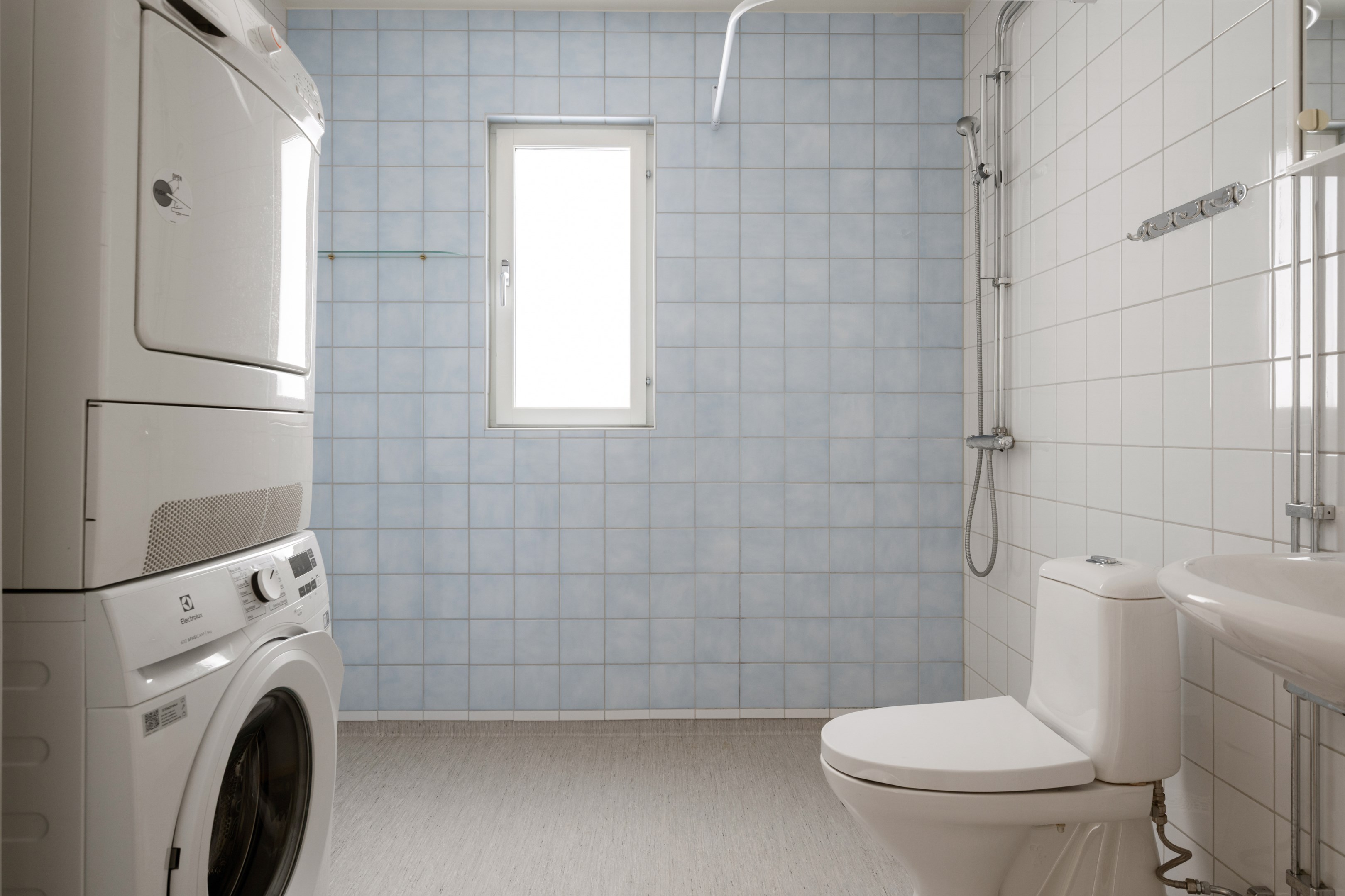 Bostadsbild från Svartviksbacken 2B, Till salu i Svartviken, Upplands-Bro