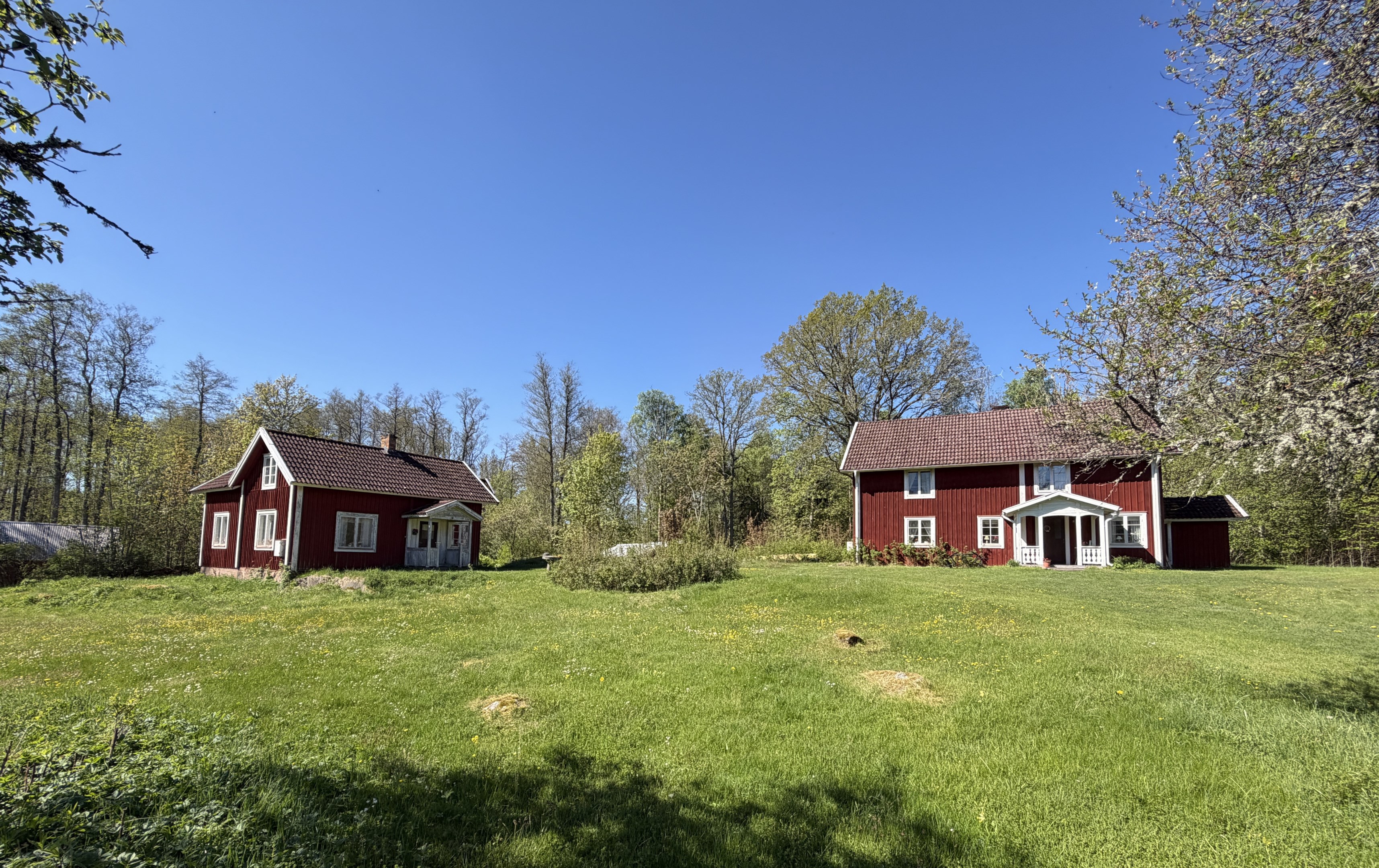 Köpa till det lilla huset bredvid???