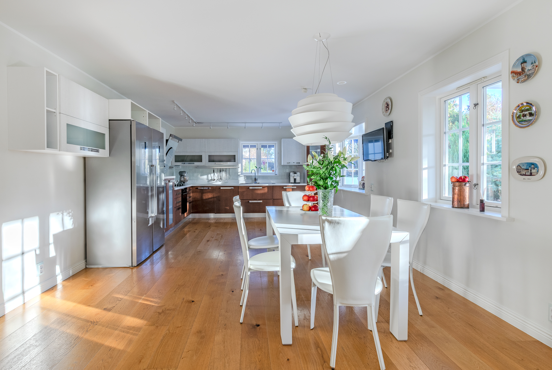 Bostadsbild från Åsavägen 16, Till salu i Eknäs, Nacka