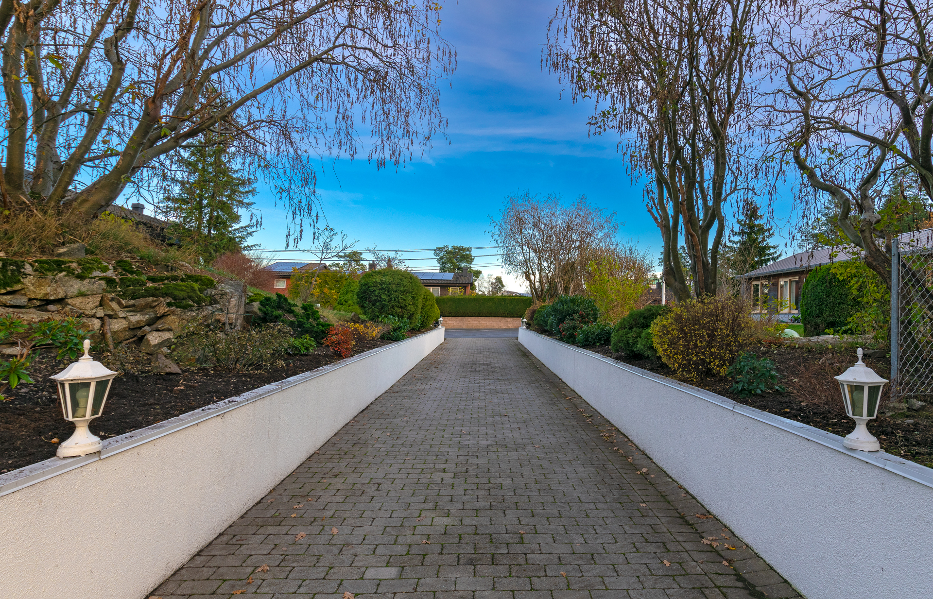 Bostadsbild från Åsavägen 16, Till salu i Eknäs, Nacka