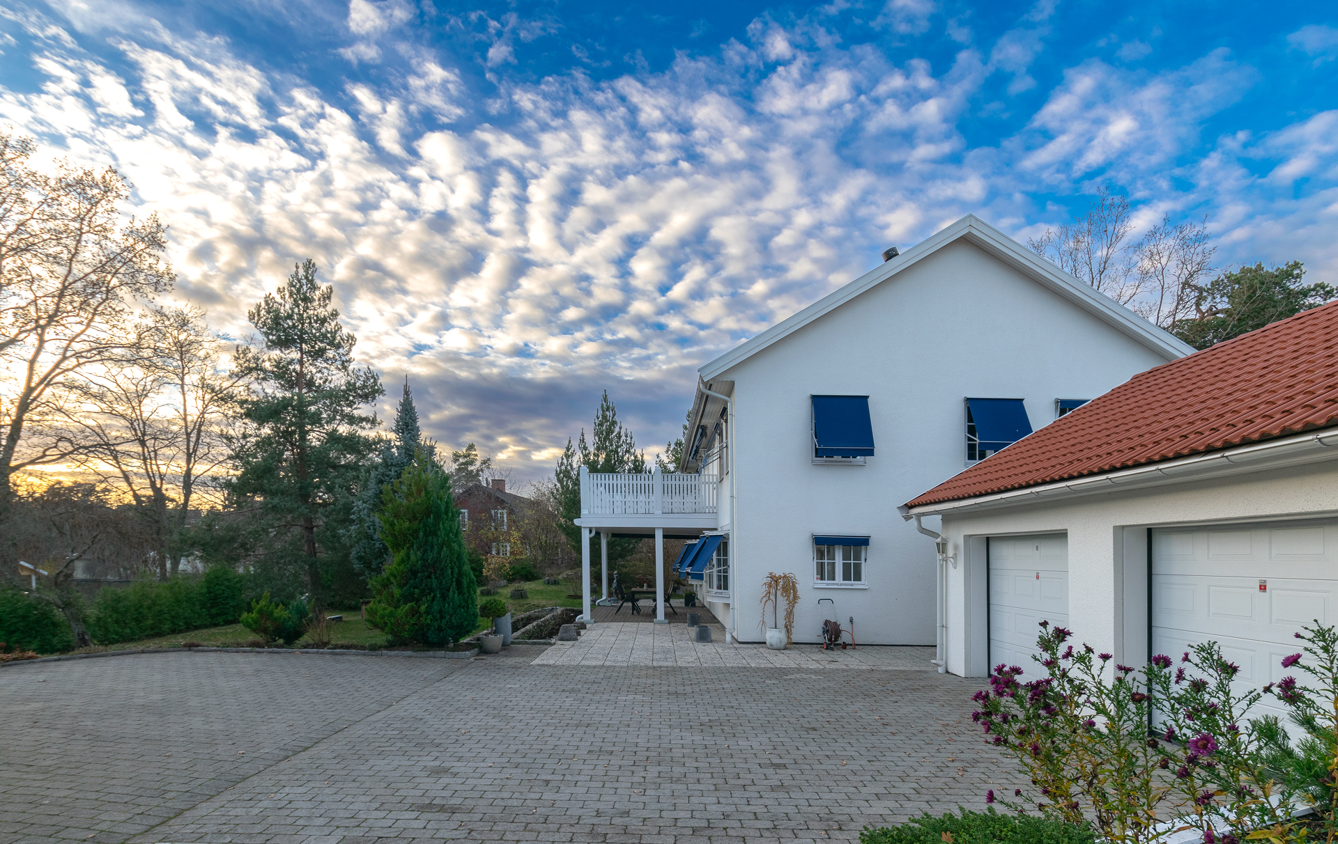 Bostadsbild från Åsavägen 16, Till salu i Eknäs, Nacka