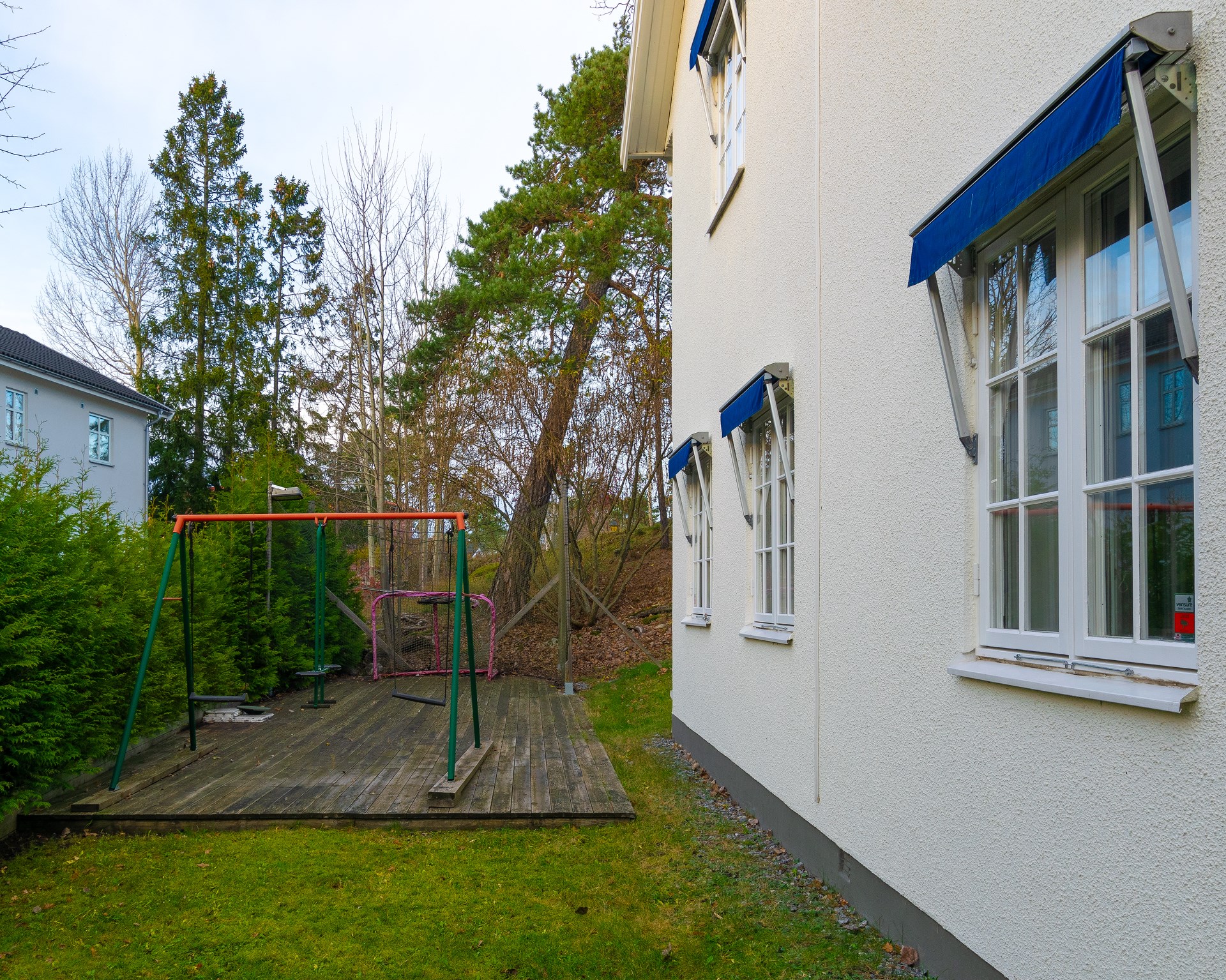 Bostadsbild från Åsavägen 16, Till salu i Eknäs, Nacka