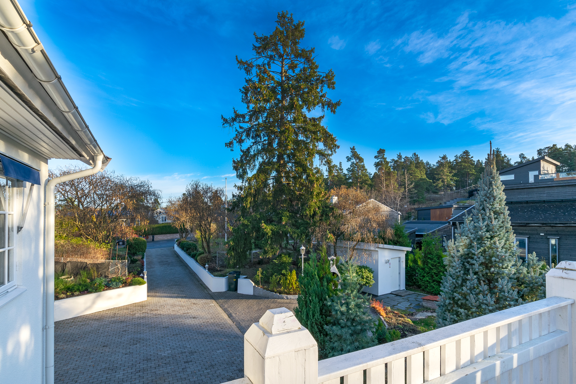 Bostadsbild från Åsavägen 16, Till salu i Eknäs, Nacka