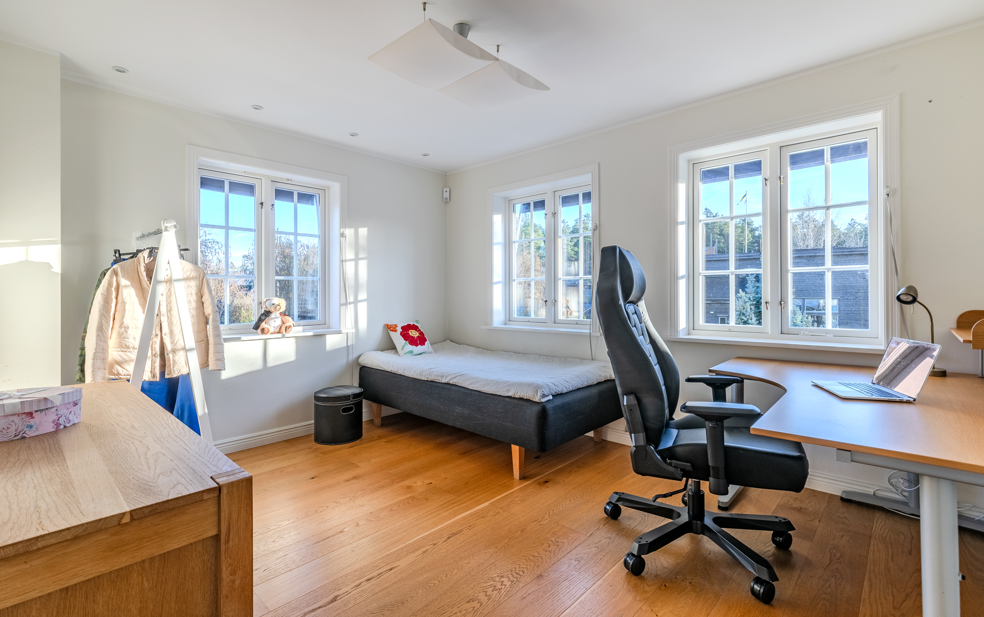 Bostadsbild från Åsavägen 16, Till salu i Eknäs, Nacka