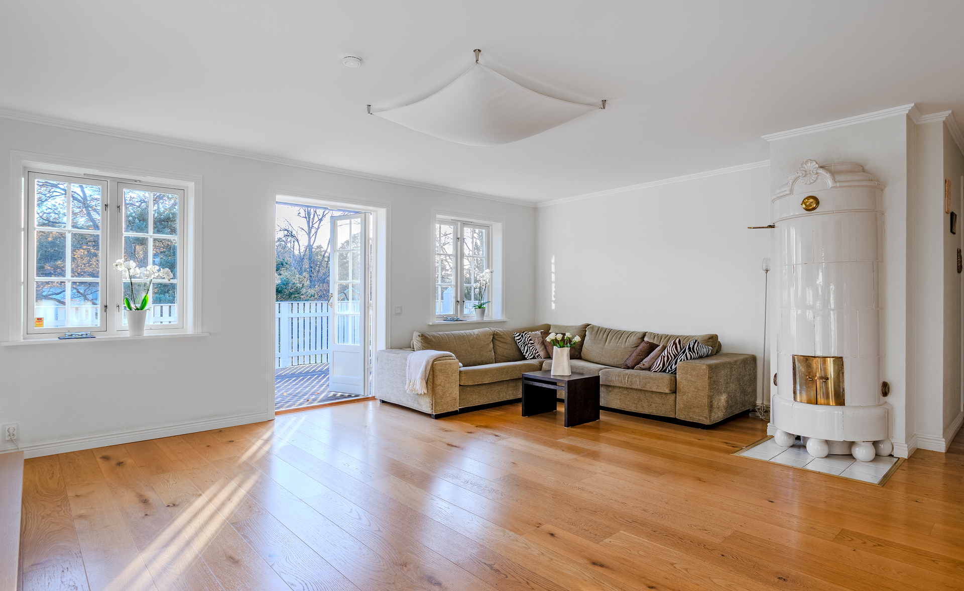 Bostadsbild från Åsavägen 16, Till salu i Eknäs, Nacka