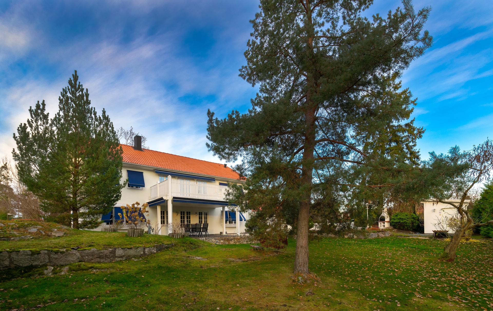 Bostadsbild från Åsavägen 16, Till salu i Eknäs, Nacka