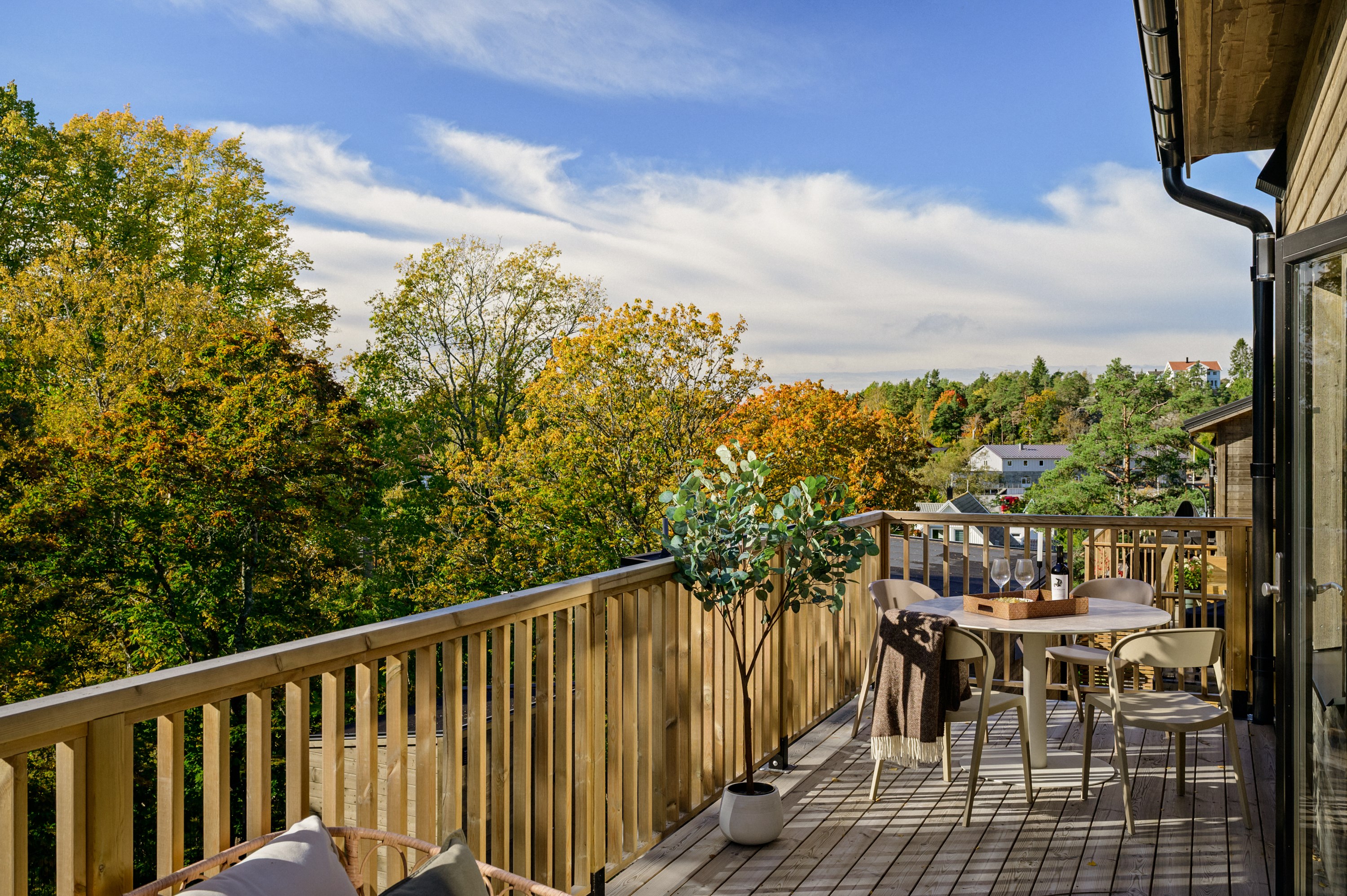 Bostadsbild från Smedjevägen 4D, Till salu i Länna, Huddinge