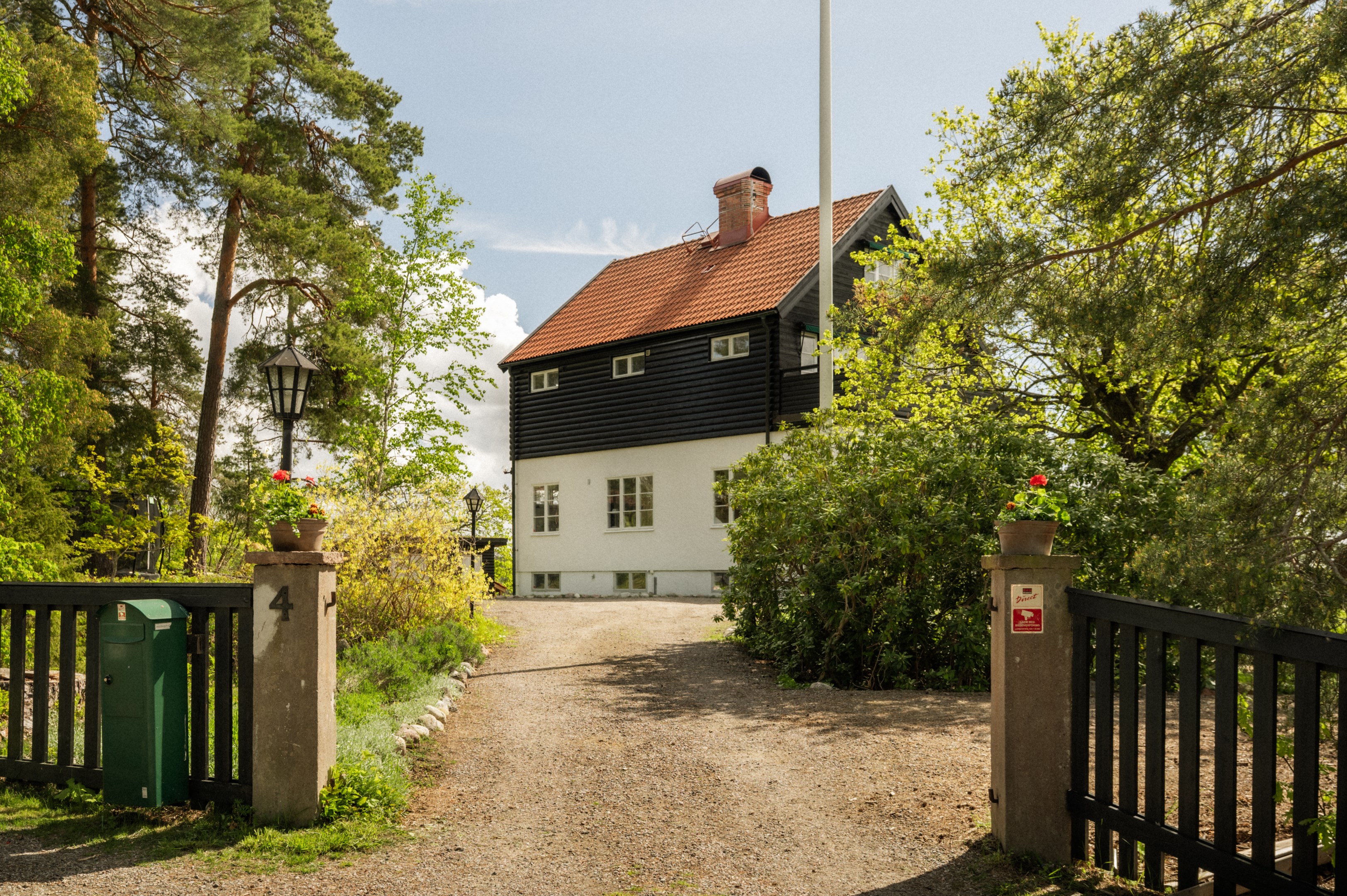 Bostadsbild från Fogdevägen 4, Till salu i Saltsjö-Duvnäs, Nacka