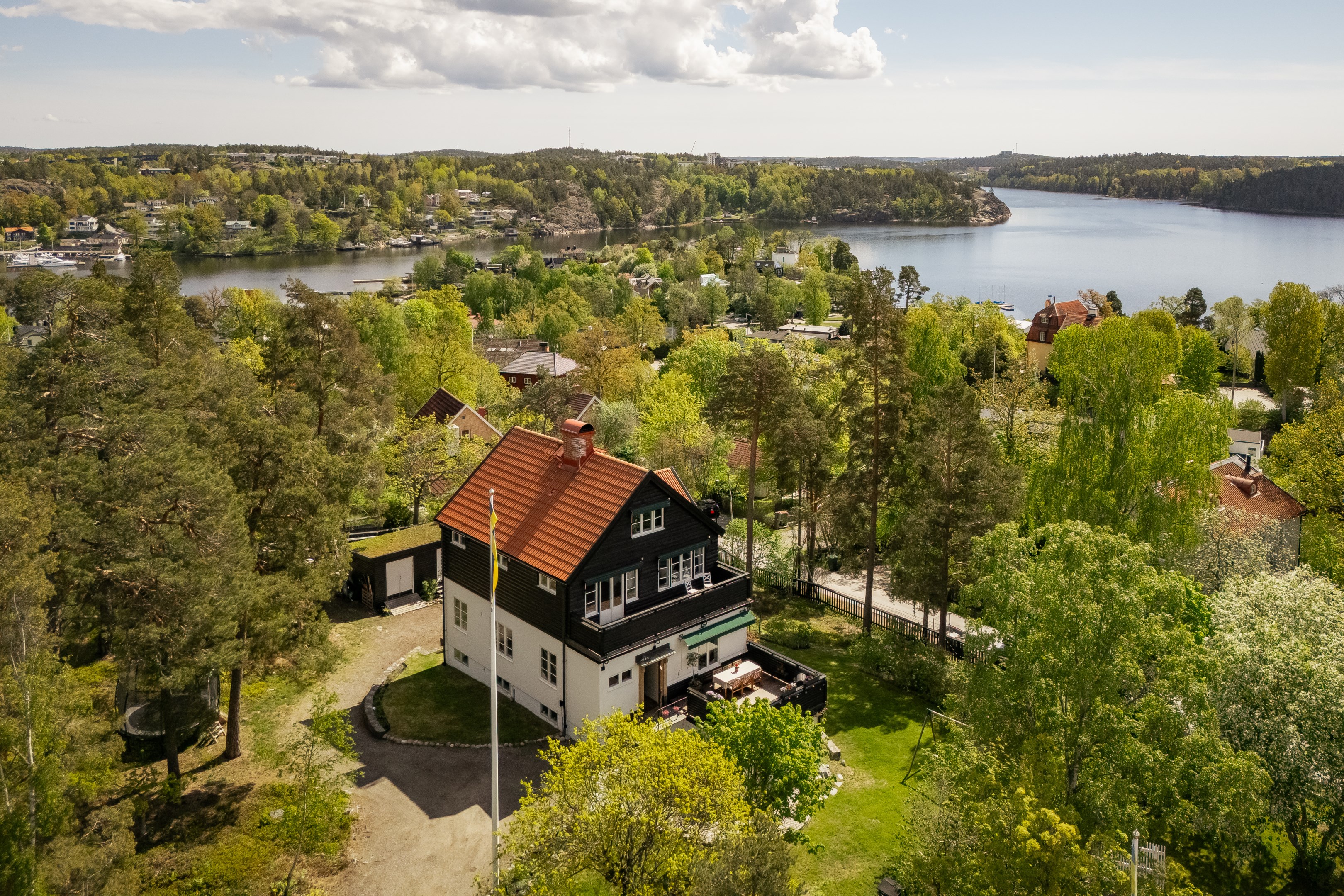 Bostadsbild från Fogdevägen 4, Till salu i Saltsjö-Duvnäs, Nacka
