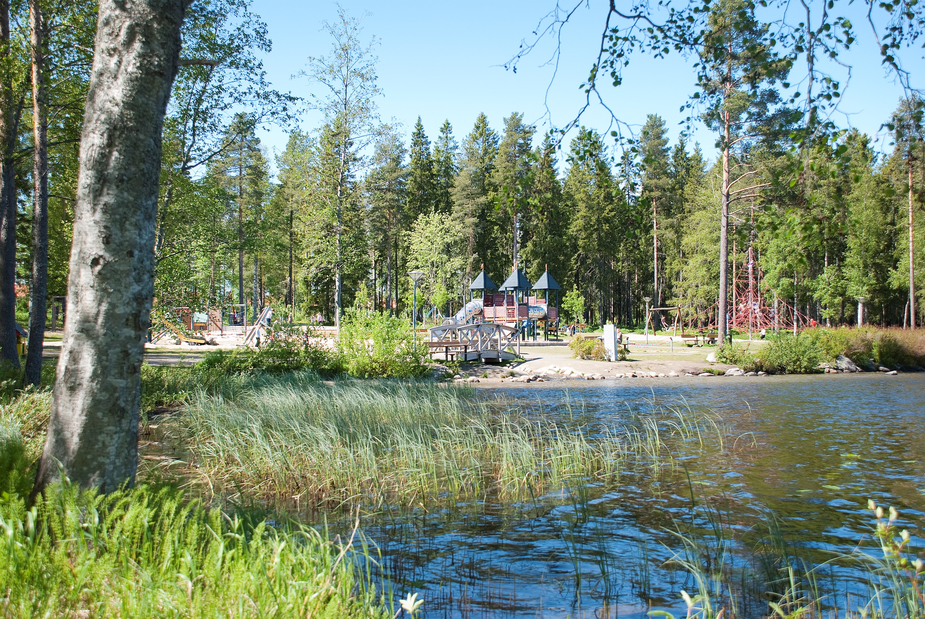 Äventyrslekparken vid Nydalasjön
