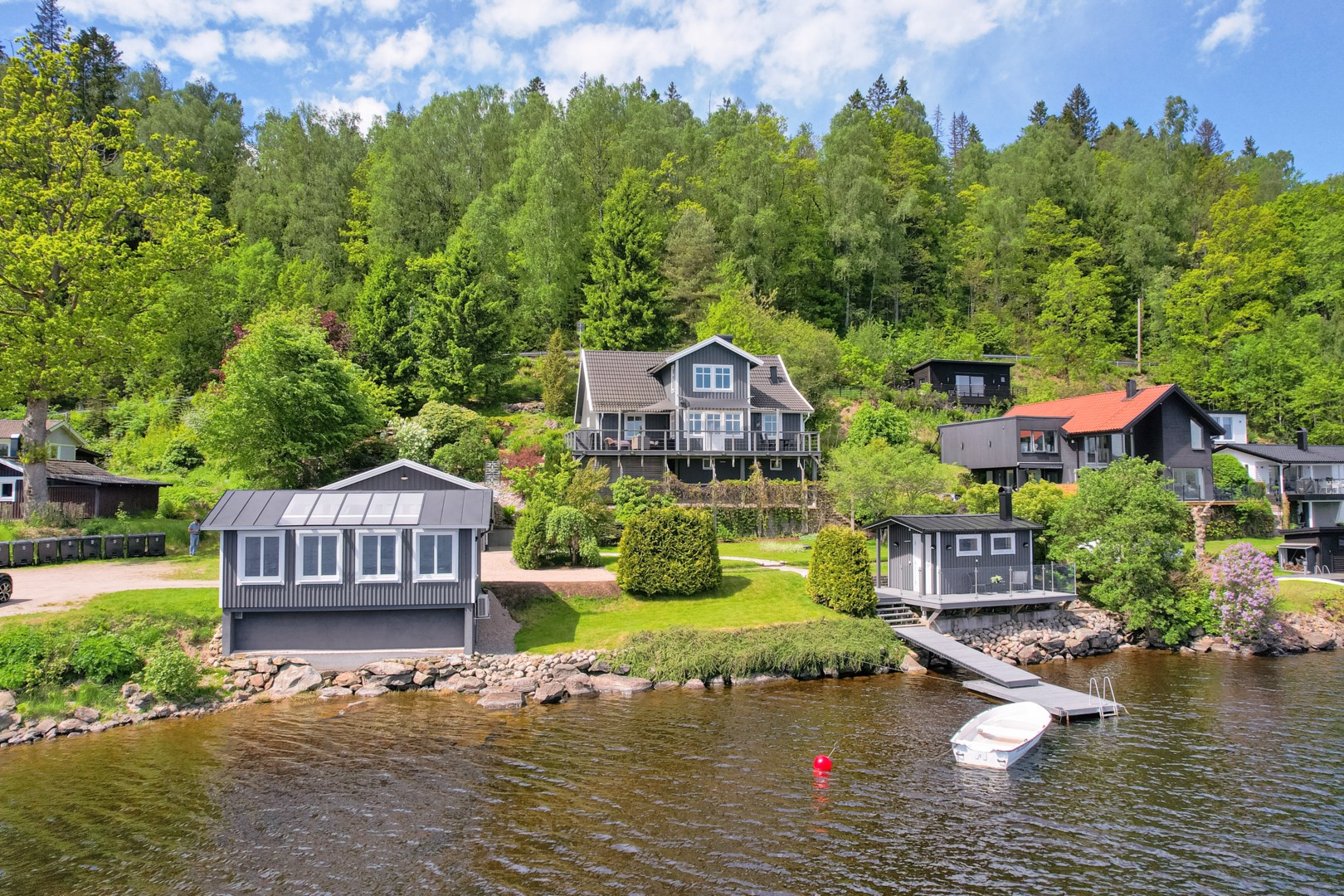 Lakhallsvägen 10