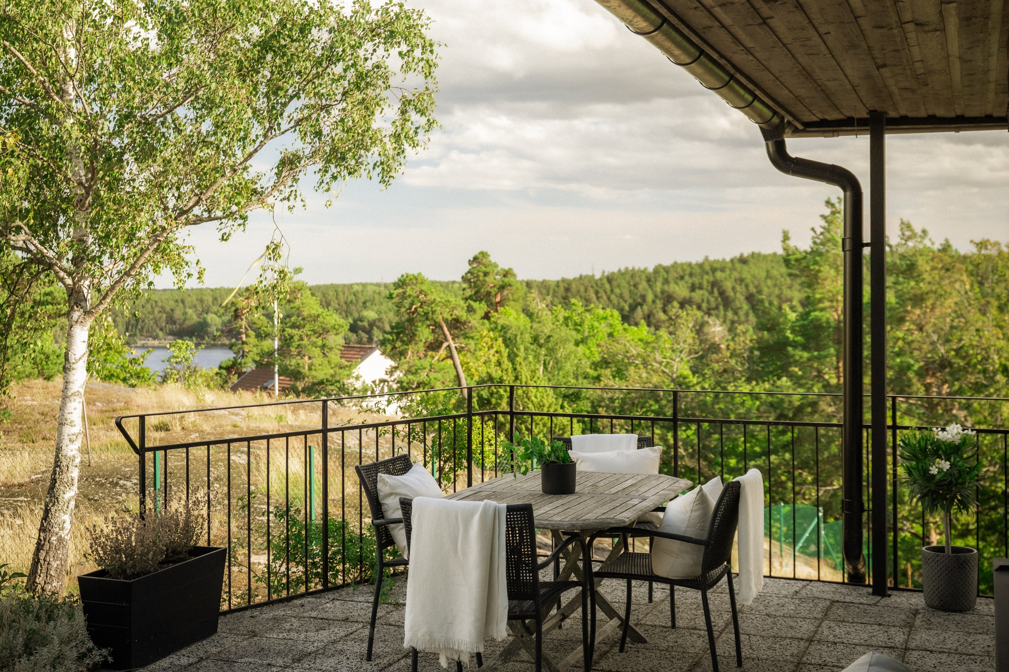 Bostadsbild från Kaplansbacken 12, Till salu i Saltsjö-Duvnäs, Nacka